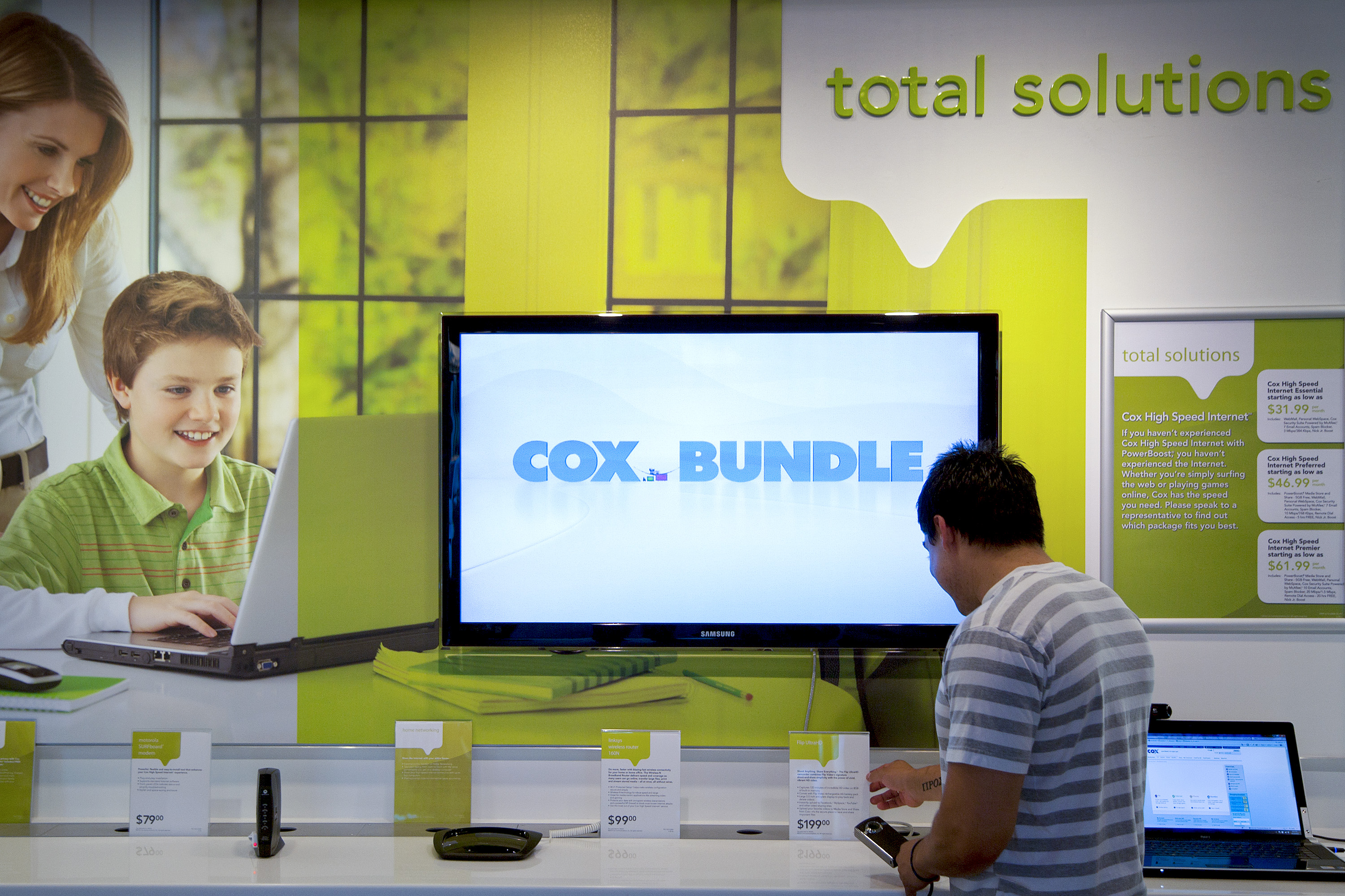 Cable Tries Apple Retail Approach To Win Customers