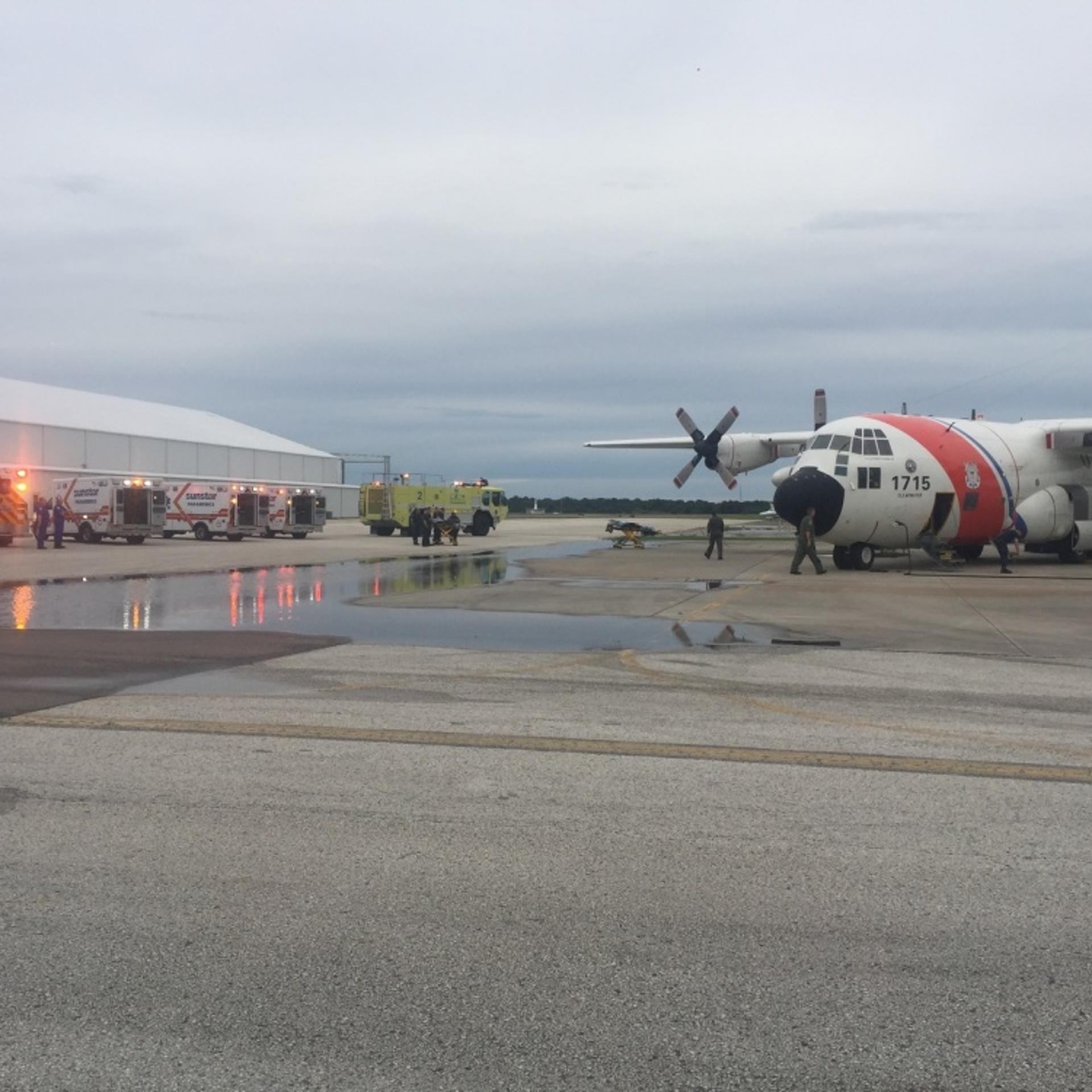 US-COAST-GUARD-EVACUATION-BAHAMAS