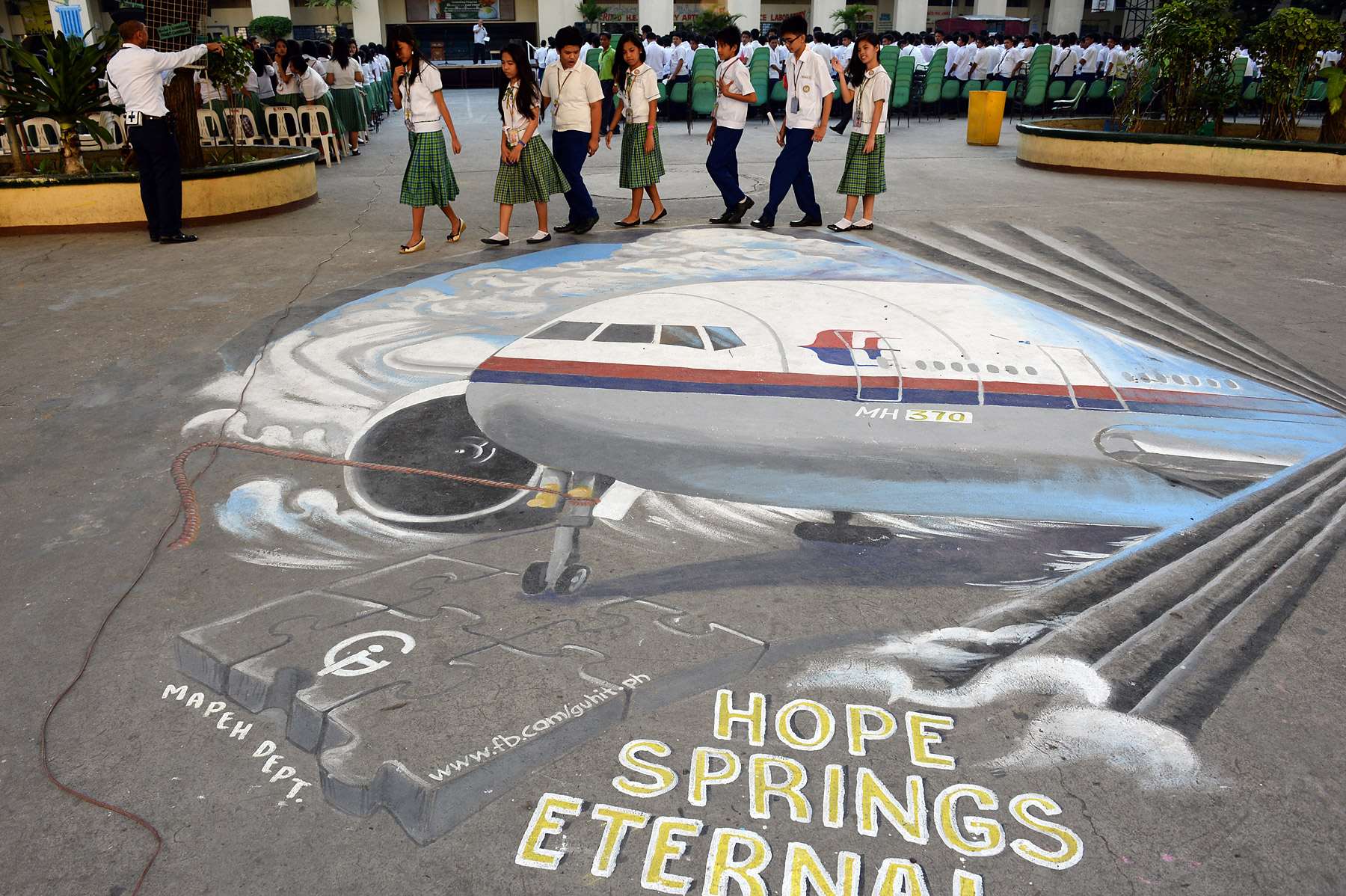 PHILIPPINES-MALAYSIA-CHINA-MALAYSIAAIRLINES-TRANSPORT-ACCIDENT