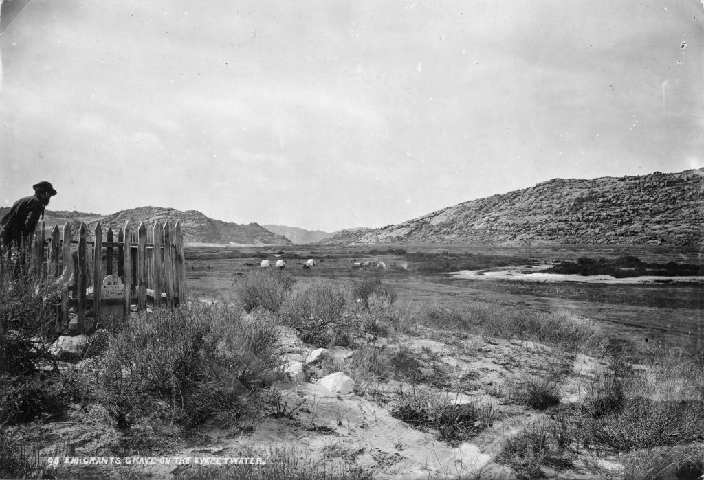 Emigrants Grave On The Sweetwater