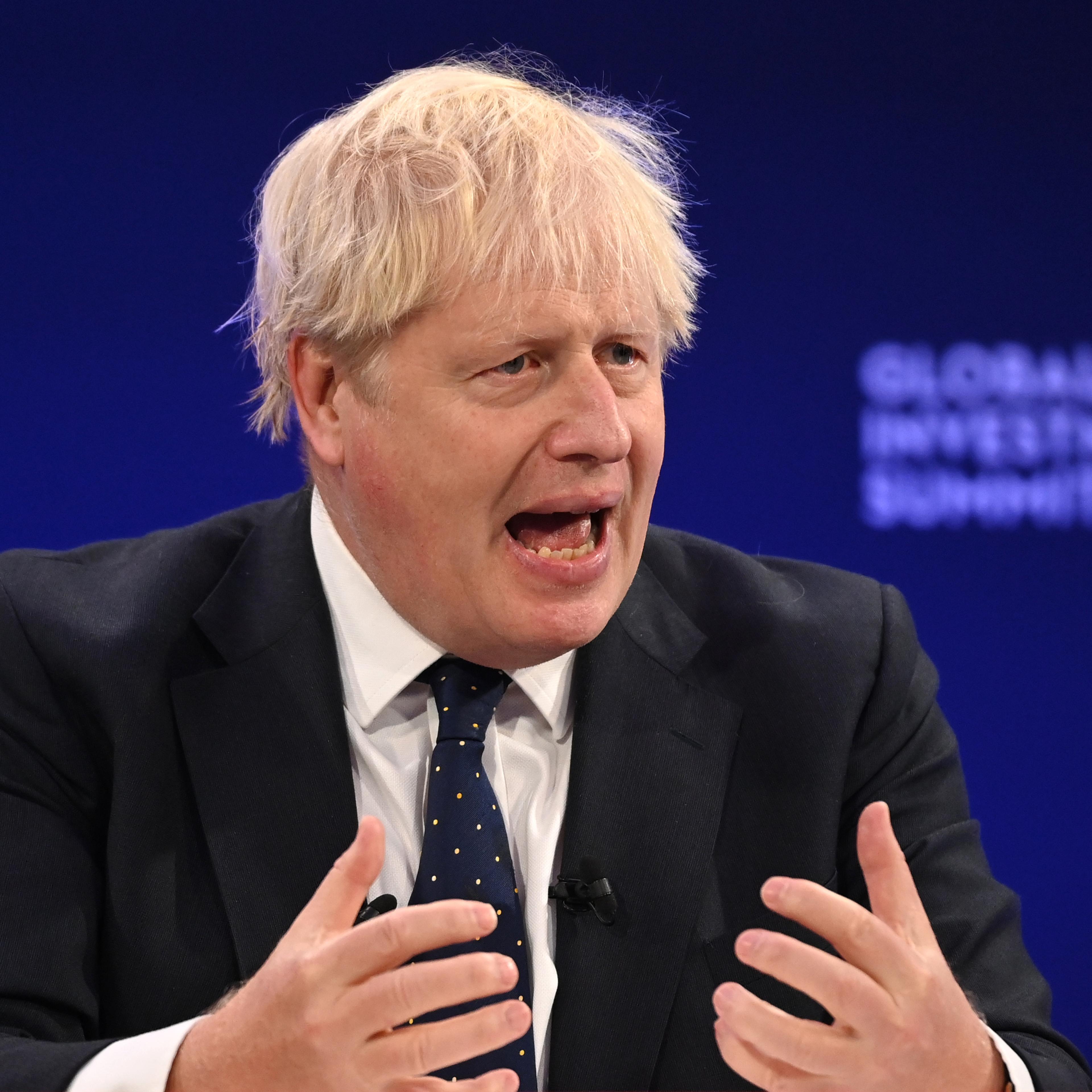 UK Hosts First Global Investment Summit