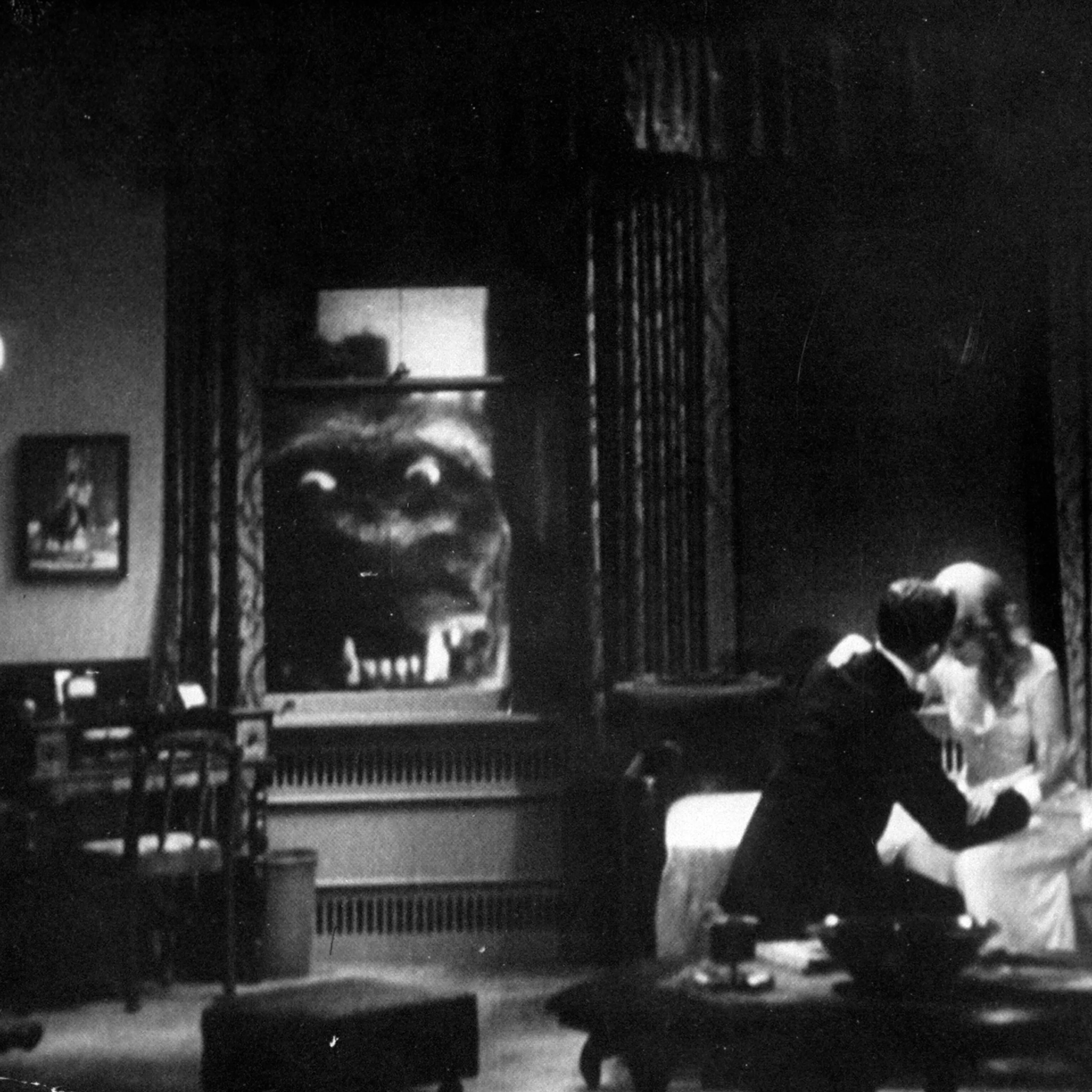 Scene from the 1933 film King Kong.