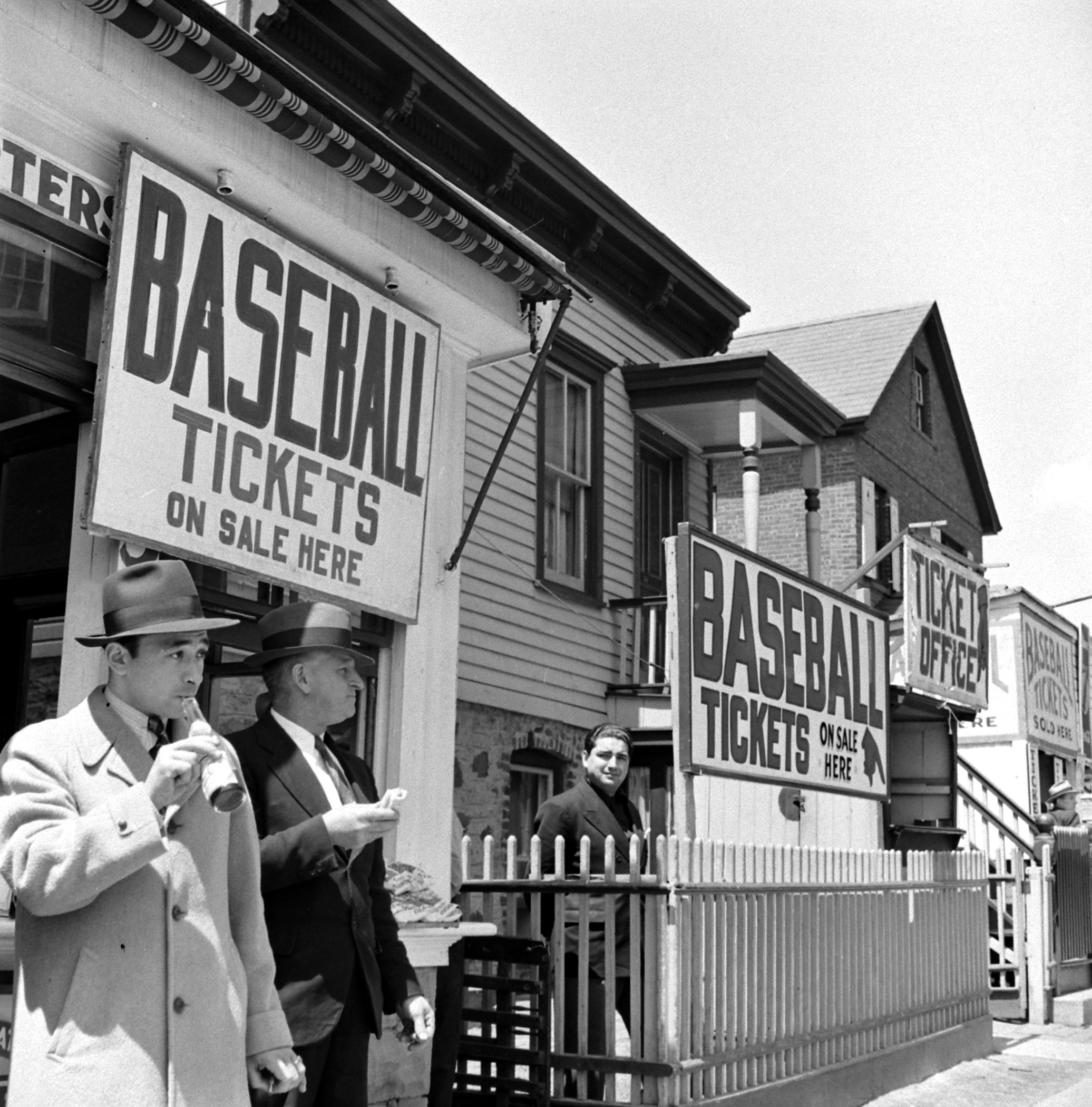Classic Photos of Ebbets Field in 1940