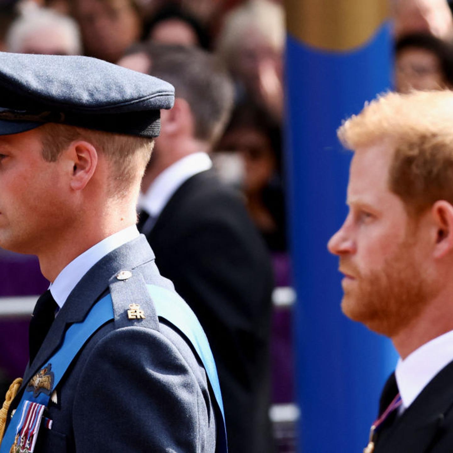 The Coffin Carrying Queen Elizabeth II Is Transferred From Buckingham Palace To The Palace Of Westminster