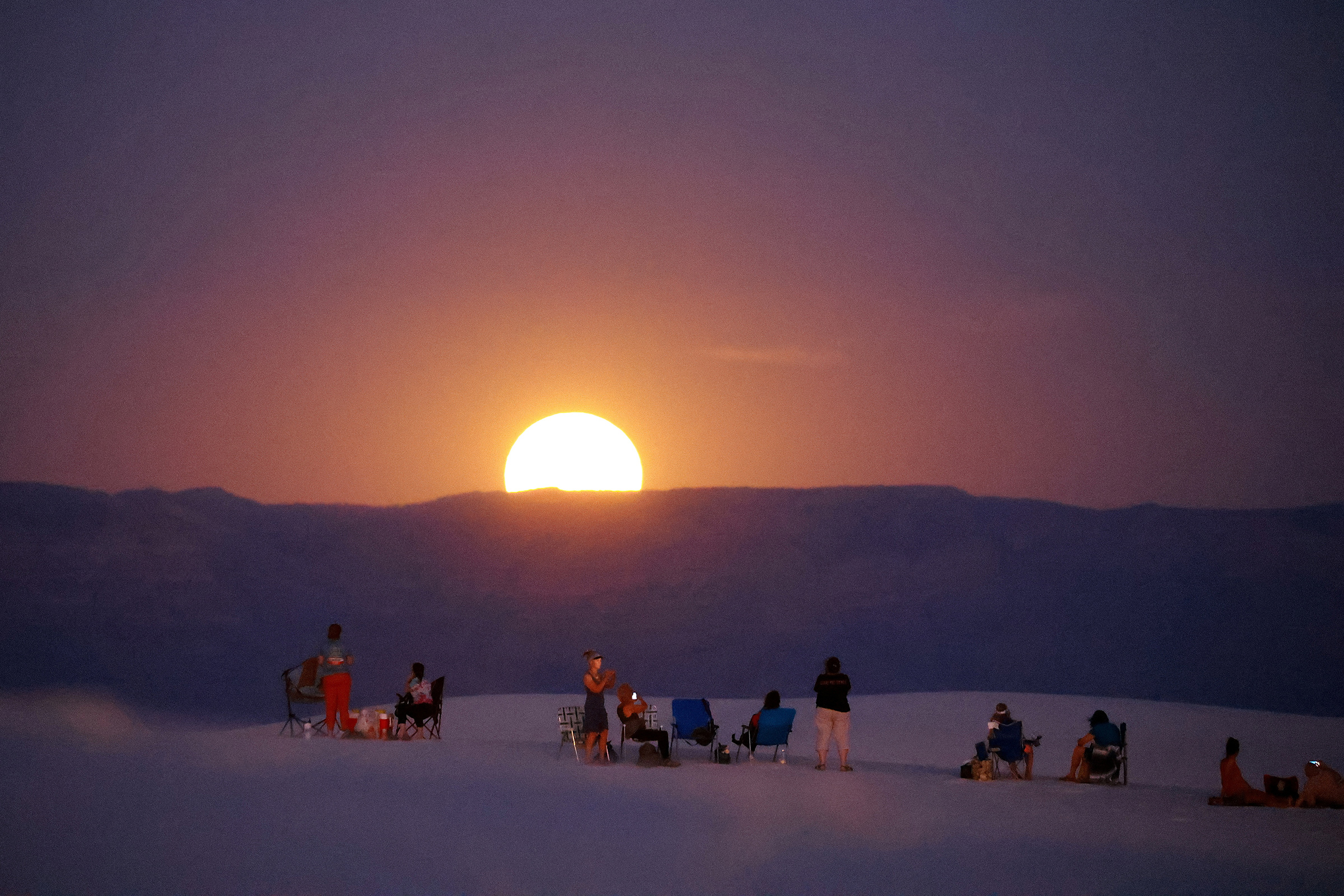 See the Rare Super Blue Moon in Photos