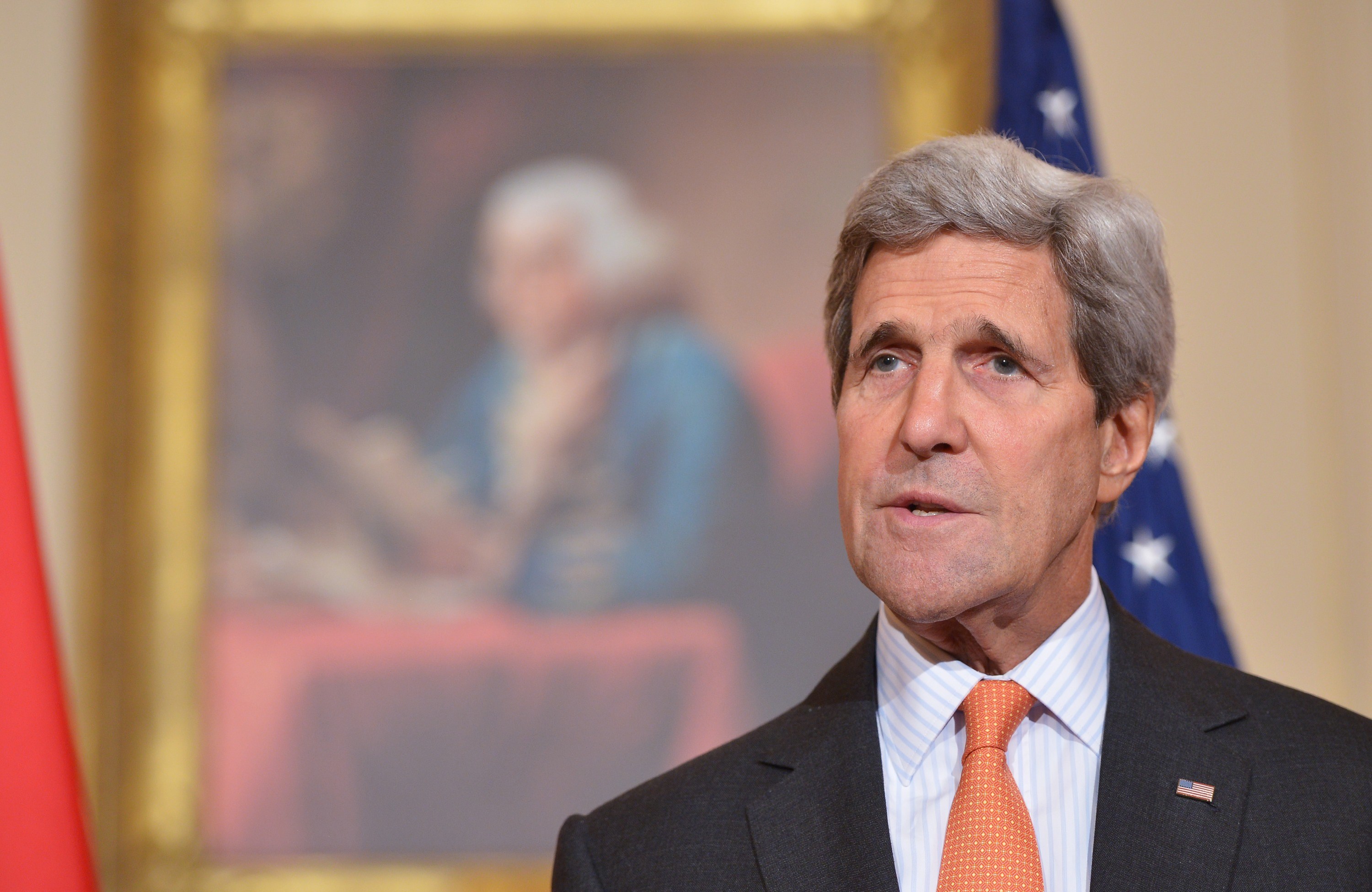 US-VIETNAM-DIPLOMACY-KERRY-PHAM
