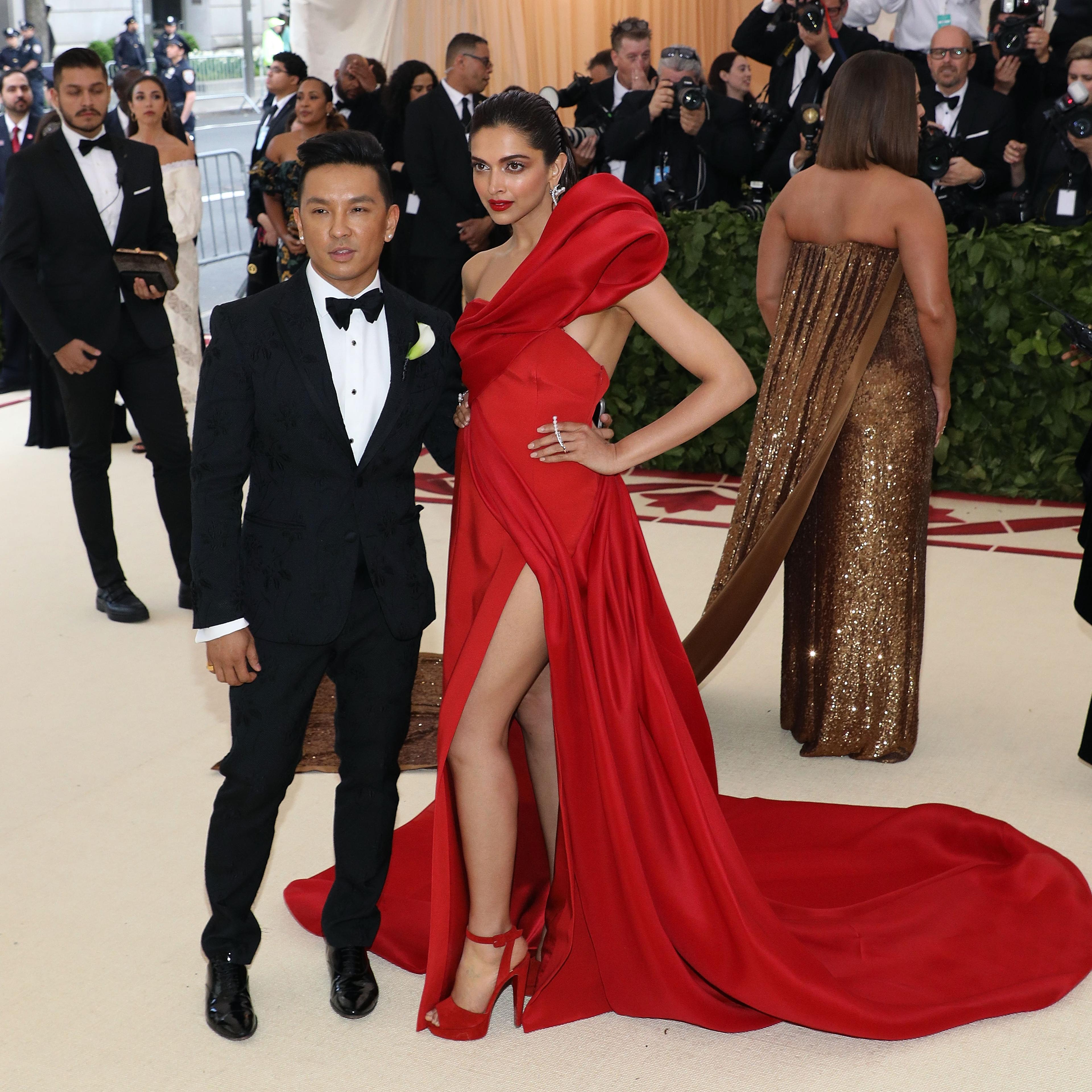Heavenly Bodies: Fashion & The Catholic Imagination Costume Institute Gala