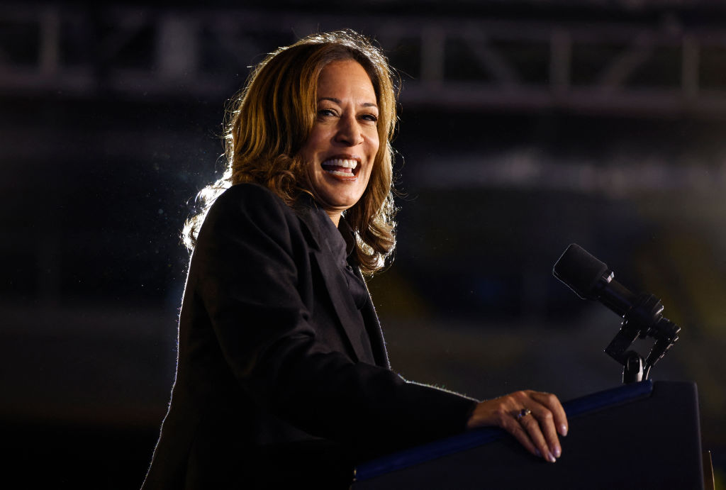 US-VOTE-POLITICS-HARRIS