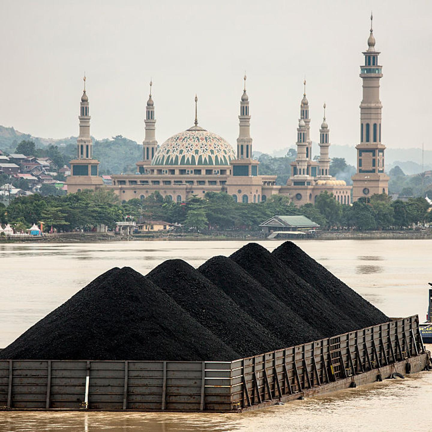 Indonesian Coal Towns Endure The Global Commodities Slump