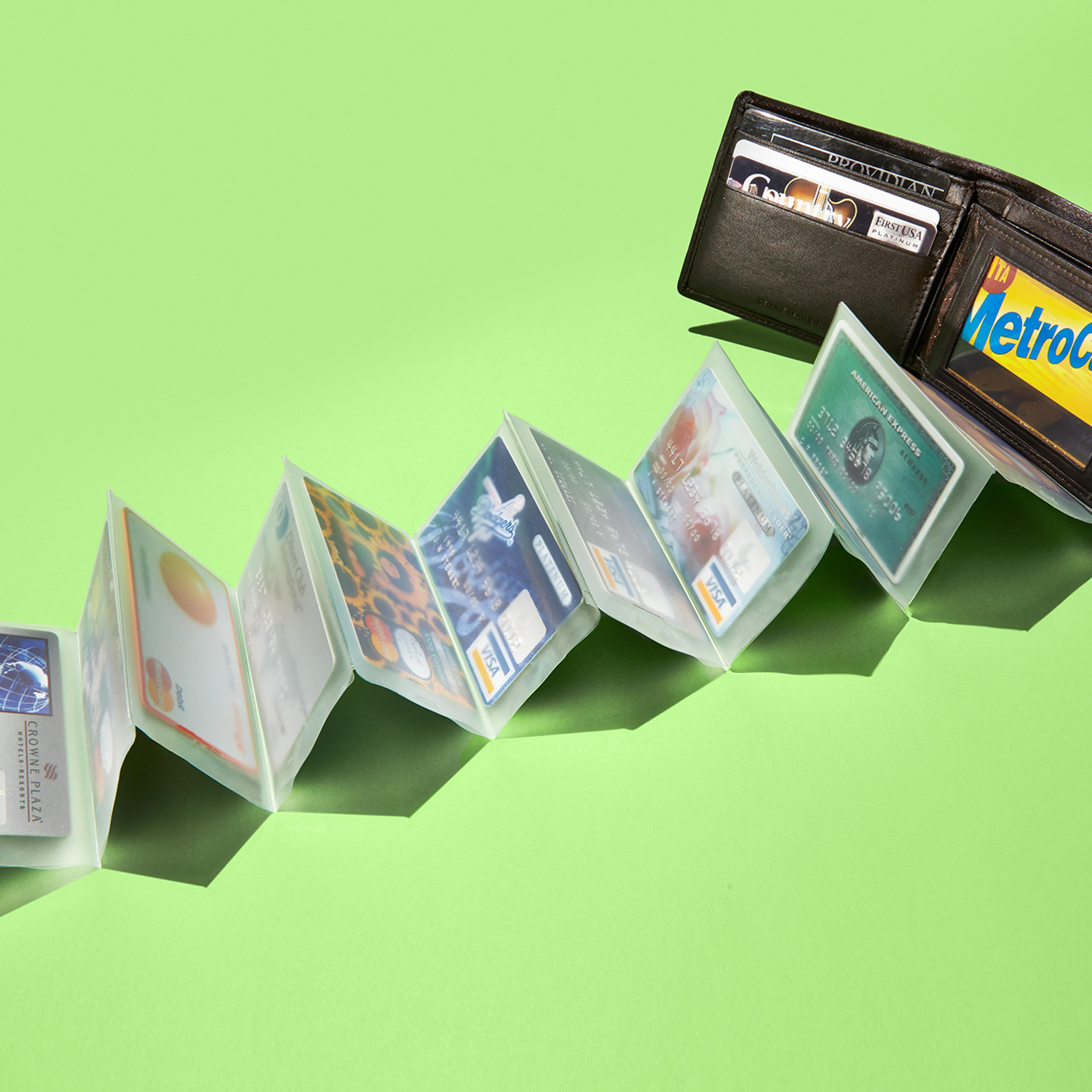 men's billfold with foldout credit cards