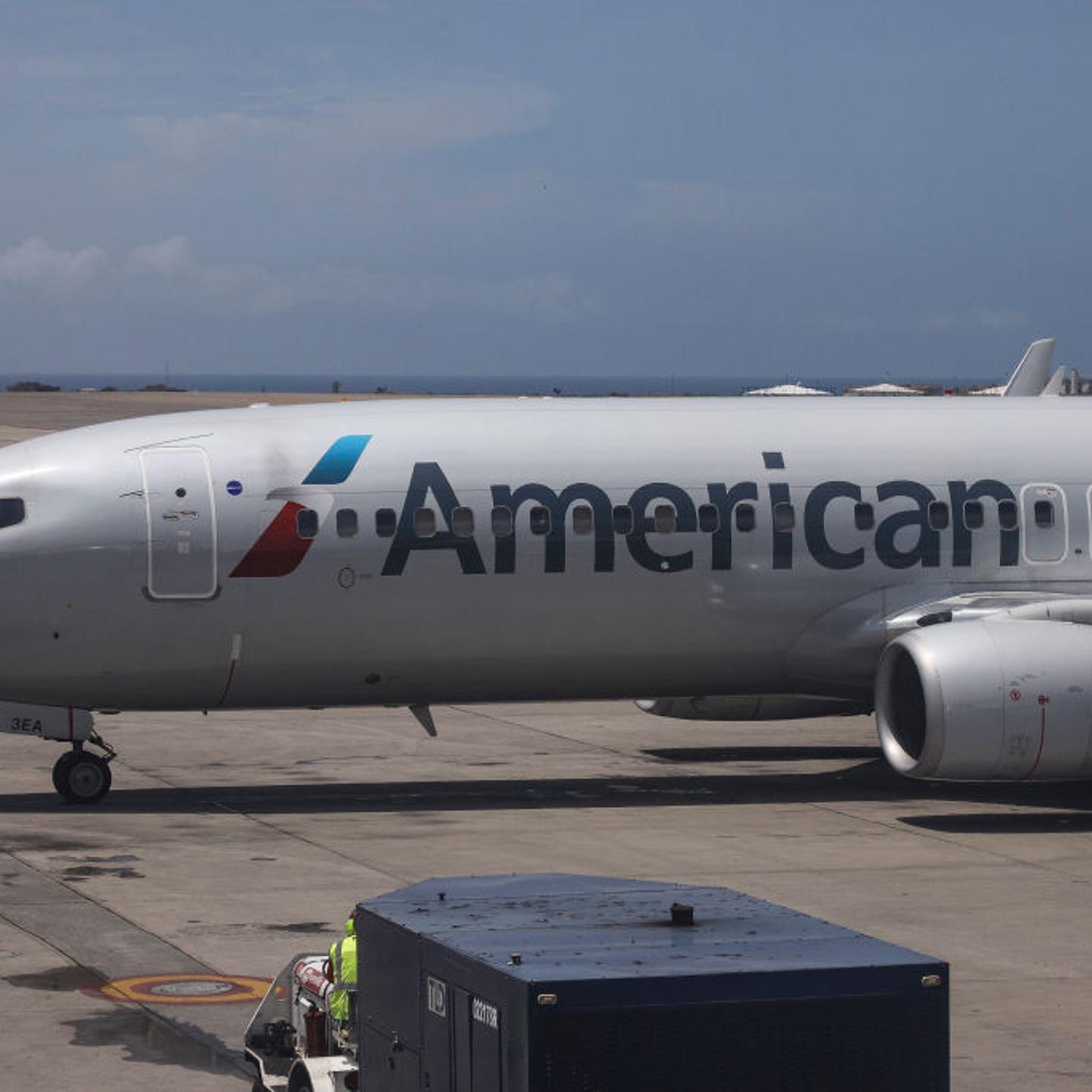 American Airlines Boeing 737-800