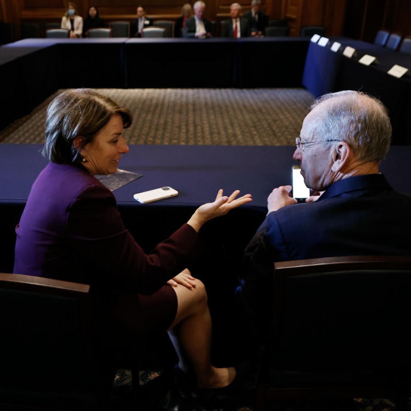 Senators Durbin And Portman Meet With Members Of Ukrainian Parliament