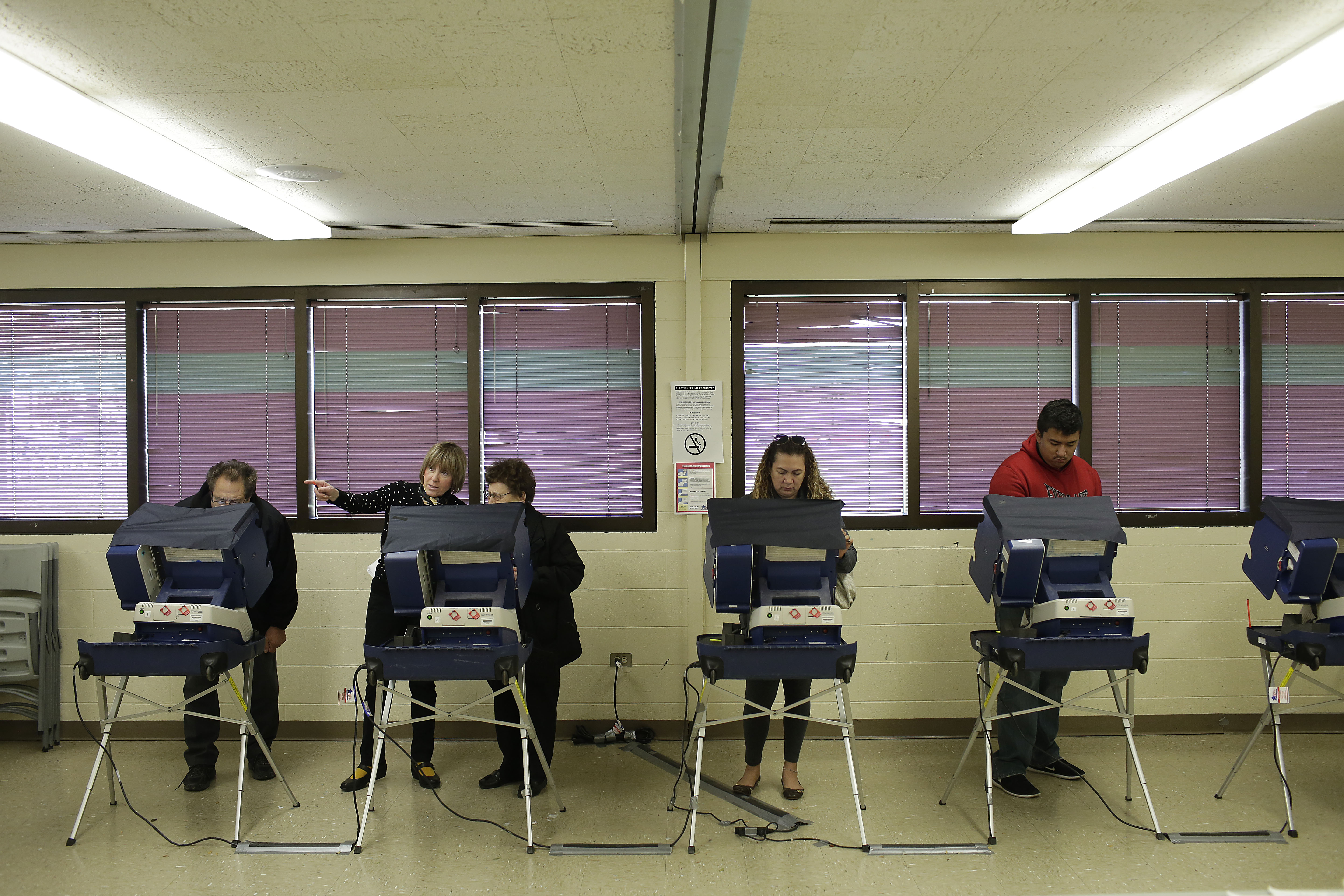 US-VOTE-ELECTION-CHICAGO