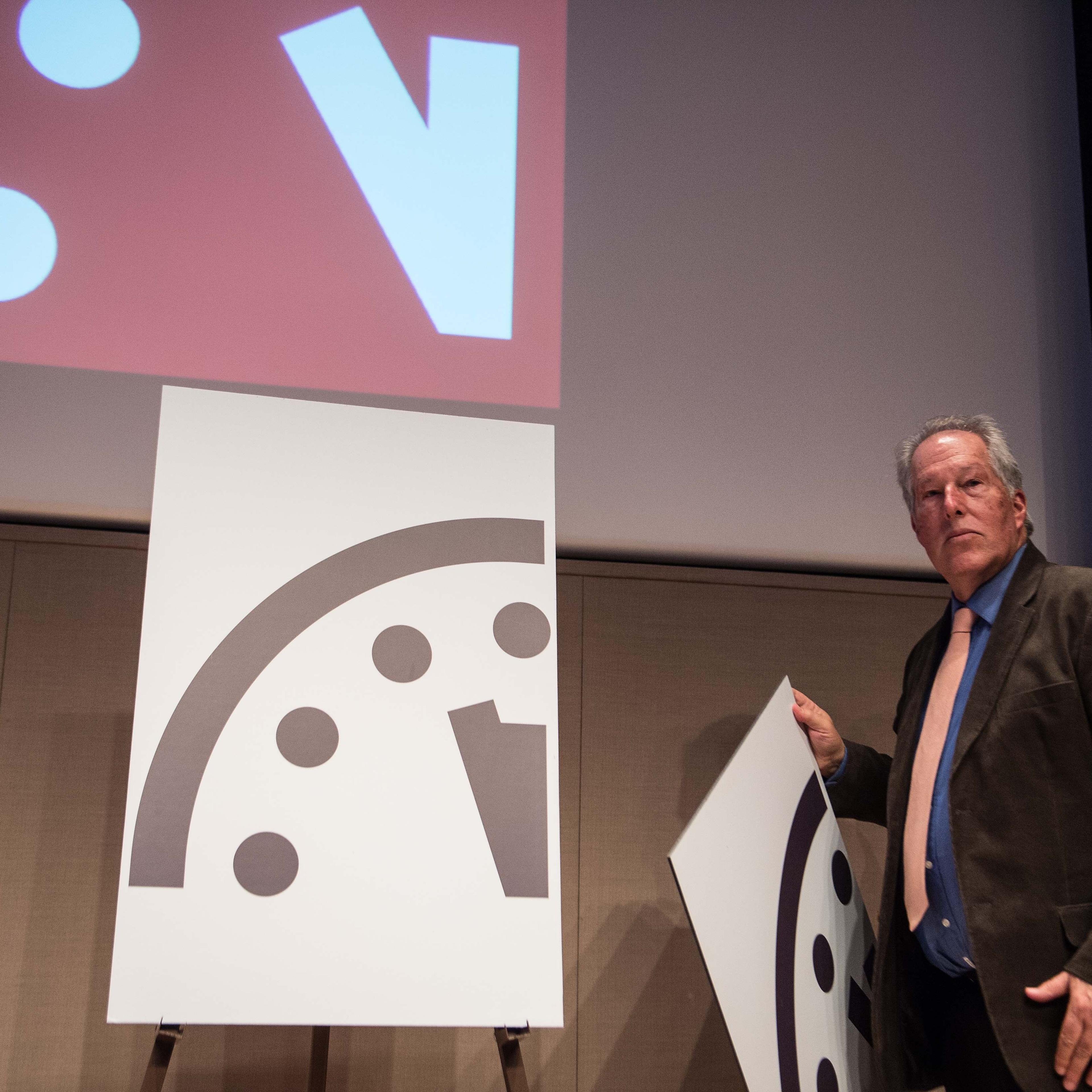 doomsday clock 2018