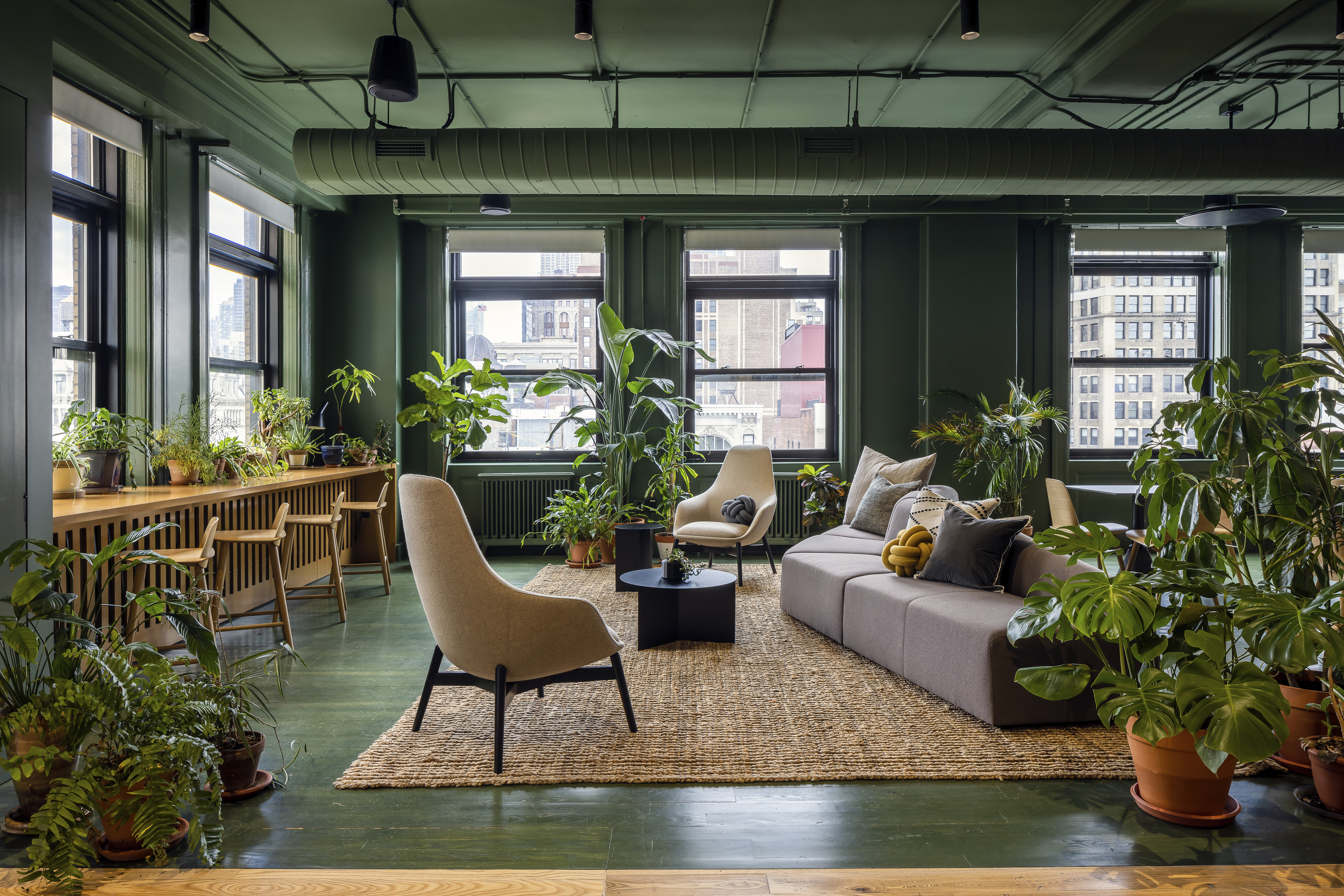 A gathering and working space at NBBJ's new Flatiron offices.