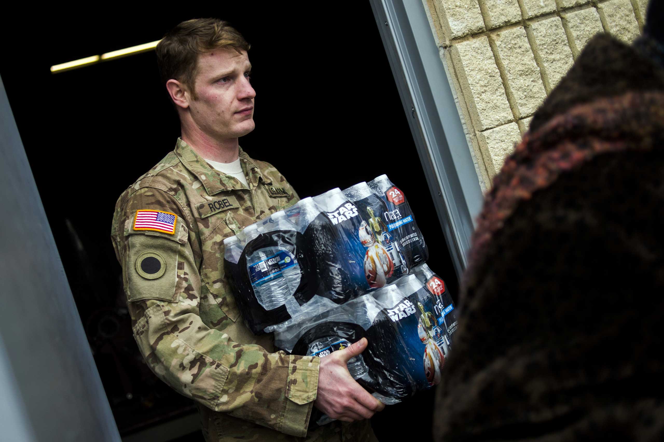 Photographing Flint's Water Crisis From the Inside