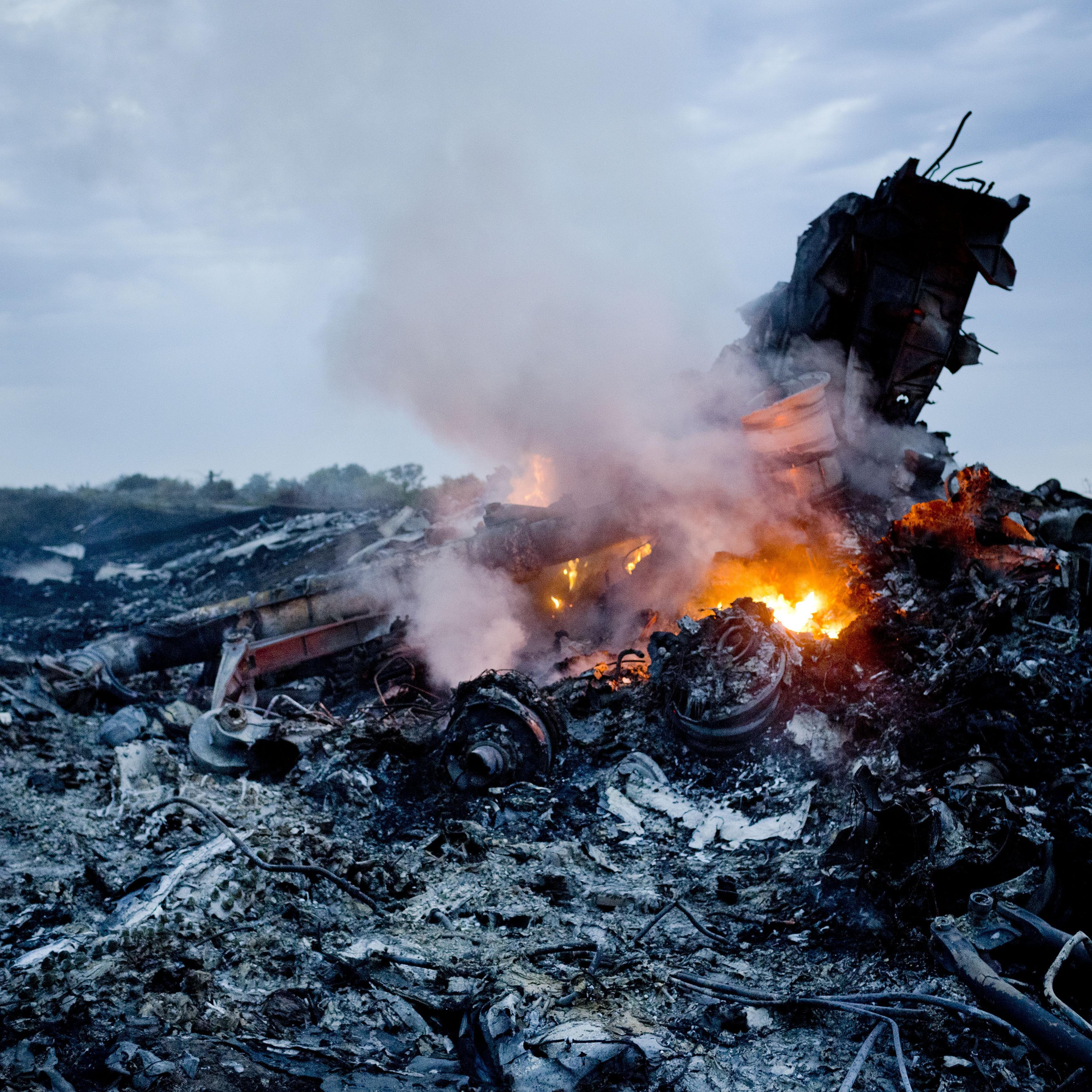 Air Malaysia Passenger Jet Crashes In Eastern Ukraine