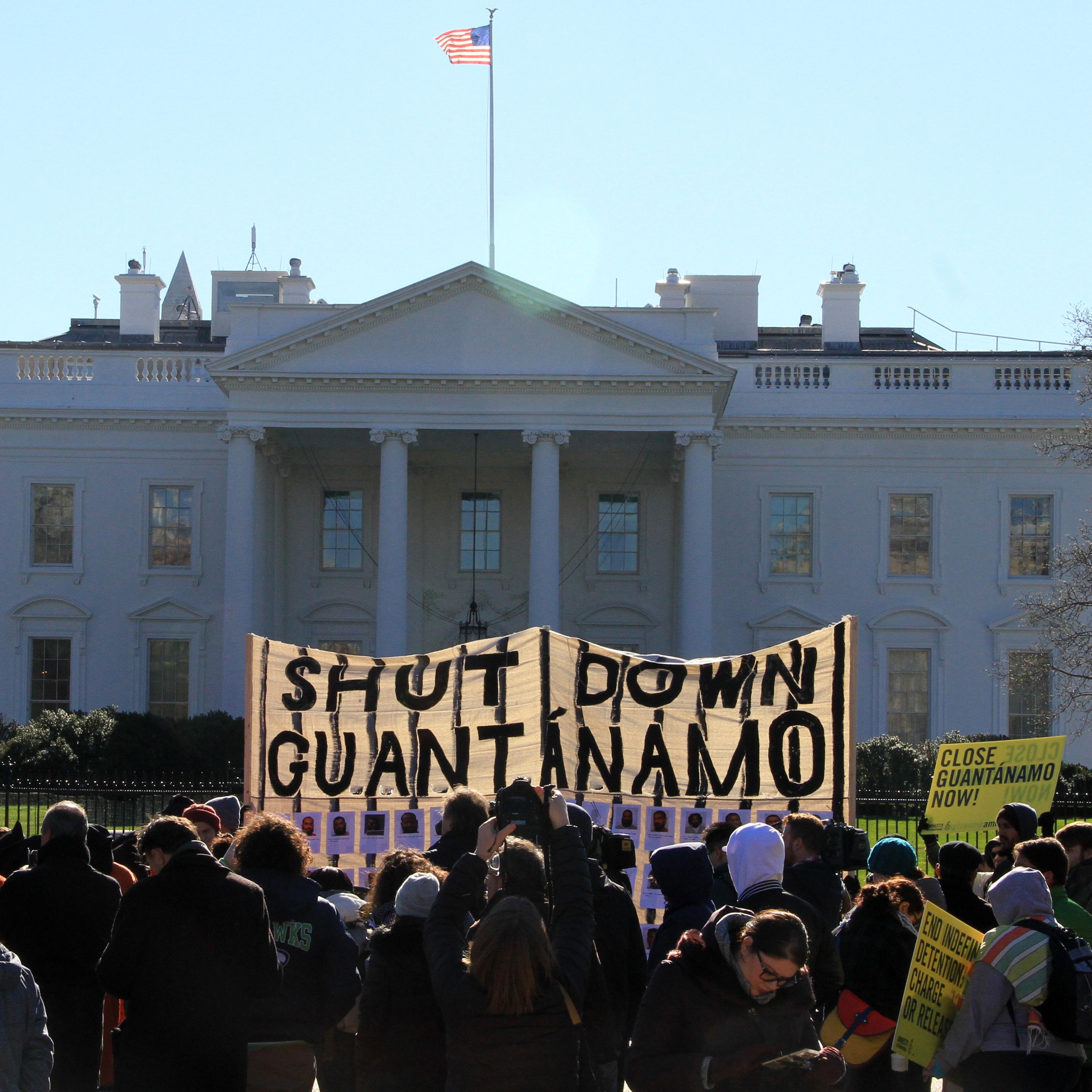 Protest in front of the White House against Guantanamo detention center