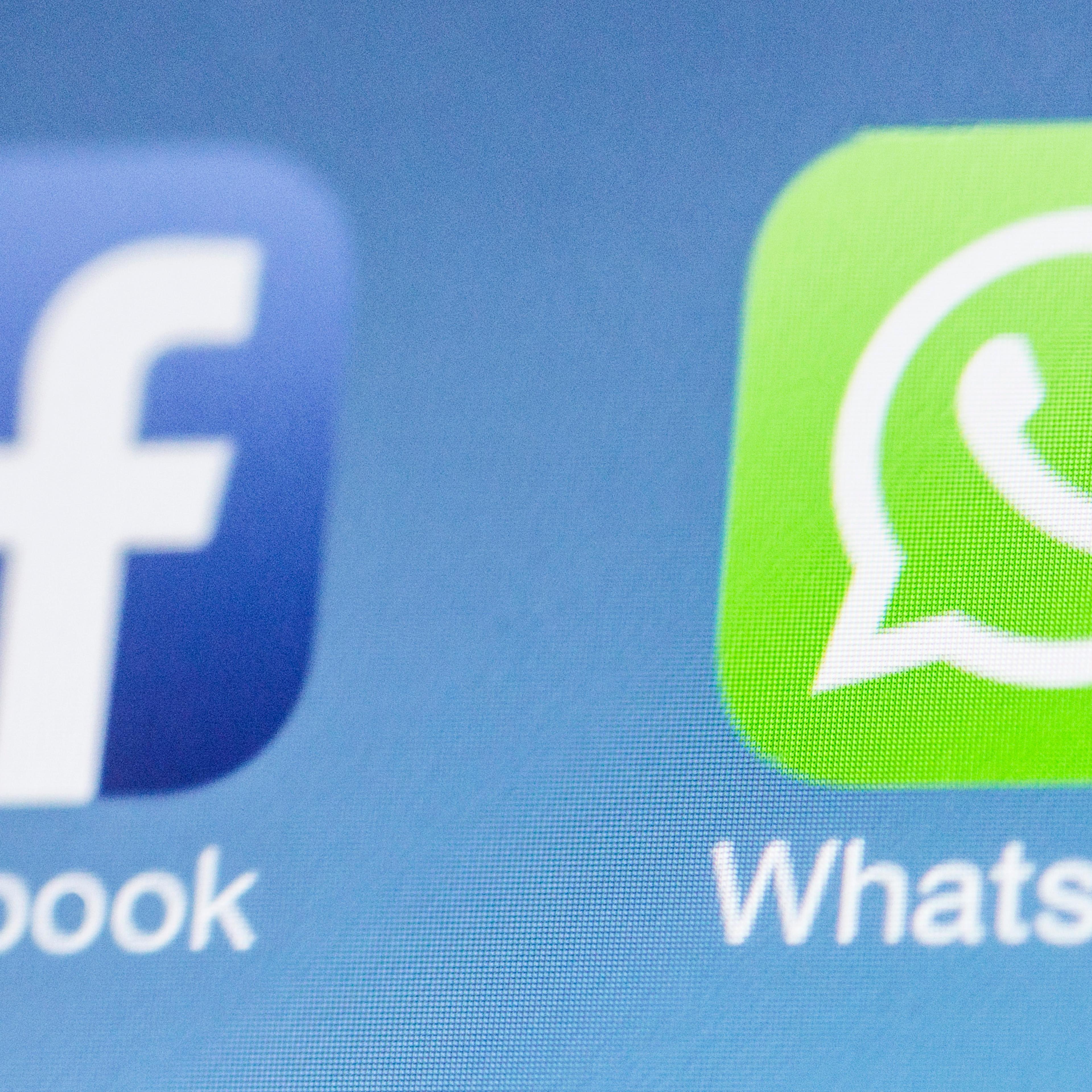 Social Networks Facebook WhatsApp.
