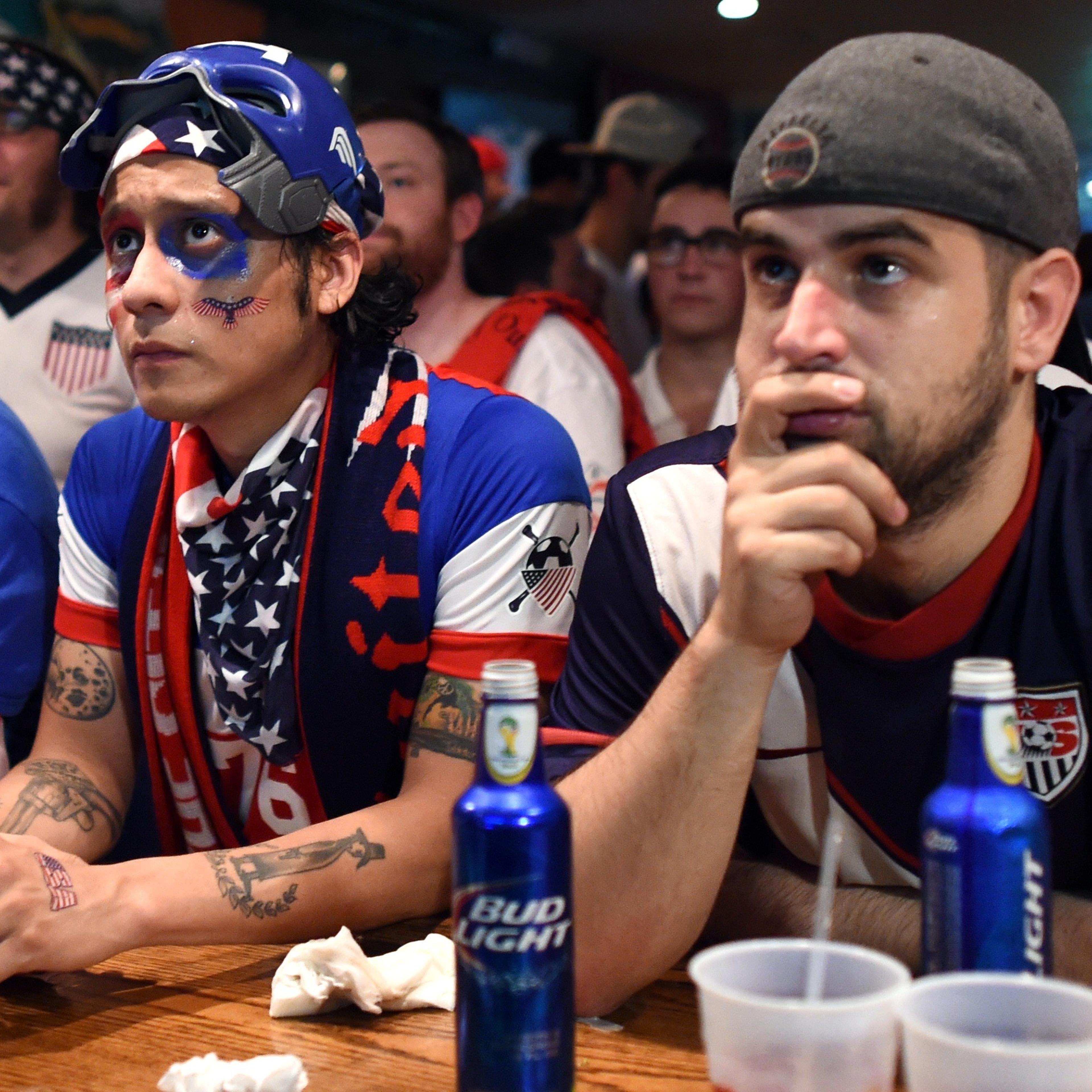 FBL-WC-2014-BEL-USA-FANS