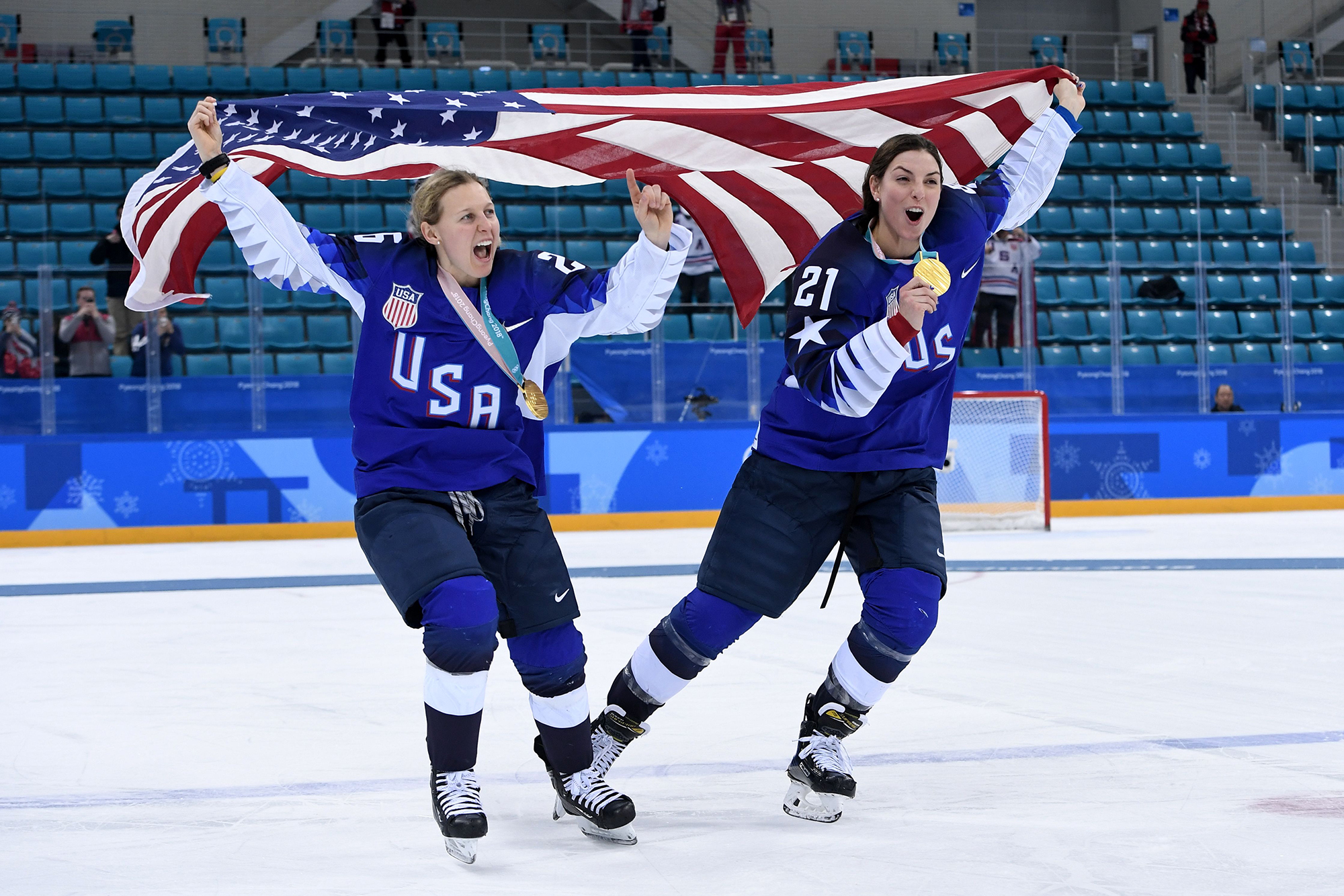 TOPSHOT-IHOCKEY-OLY-2018-PYEONGCHANG-PODIUM