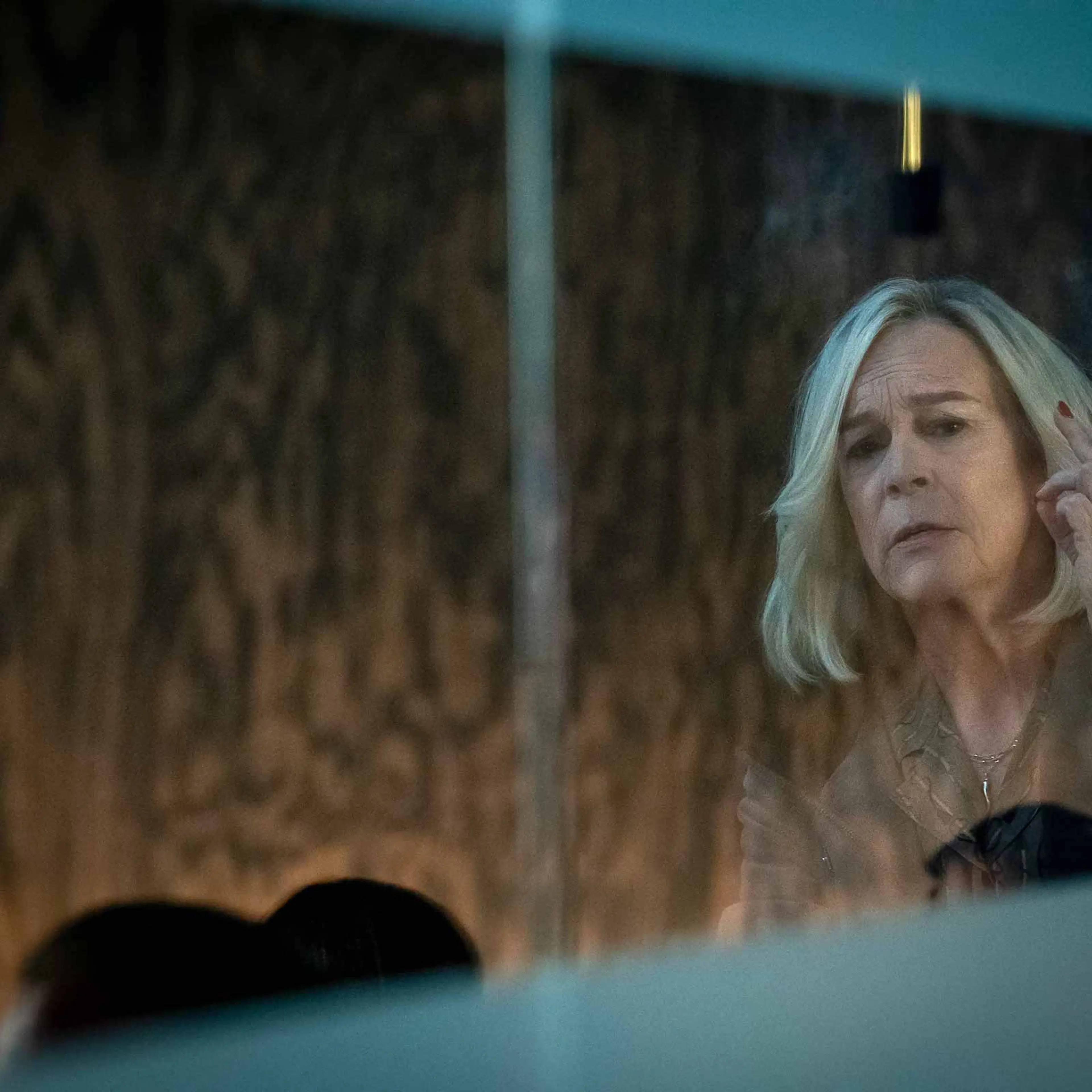 THE BEAR — “The Bear” — Season 2, Episode 10 (Airs Thursday, June 22nd) Pictured: Jamie Lee Curtis as Donna. CR: Chuck Hodes/FX.