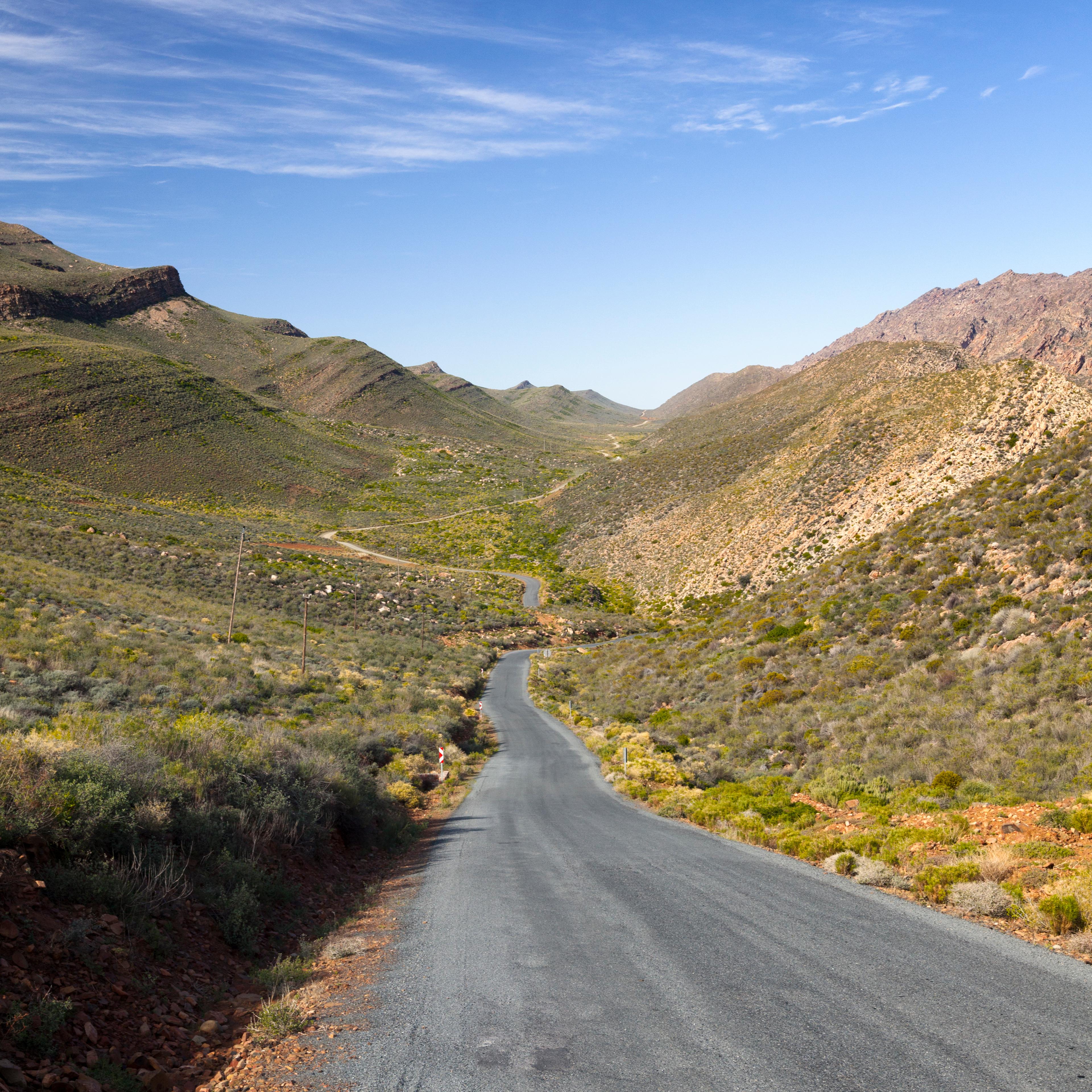 cedarberg-western-cape-south-africa-road