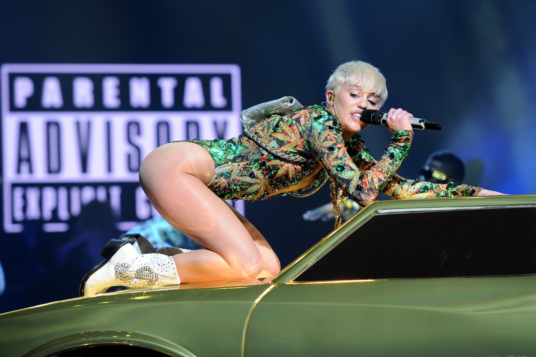 Miley Cyrus Bangerz Tour In Miami