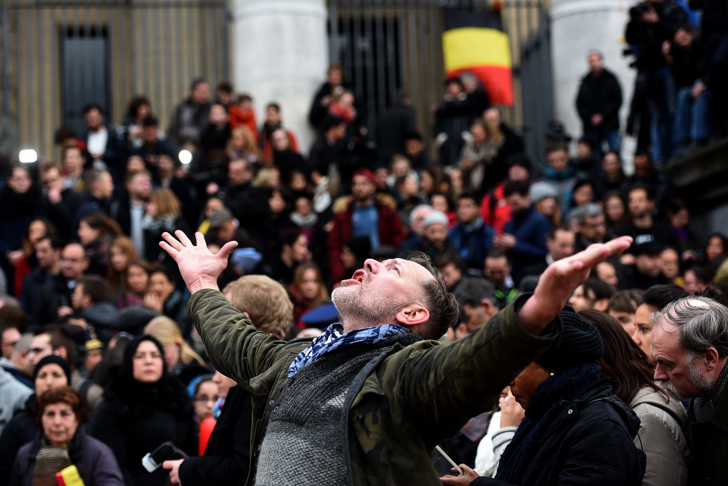 TOPSHOT-BELGIUM-ATTACKS-SILENCE