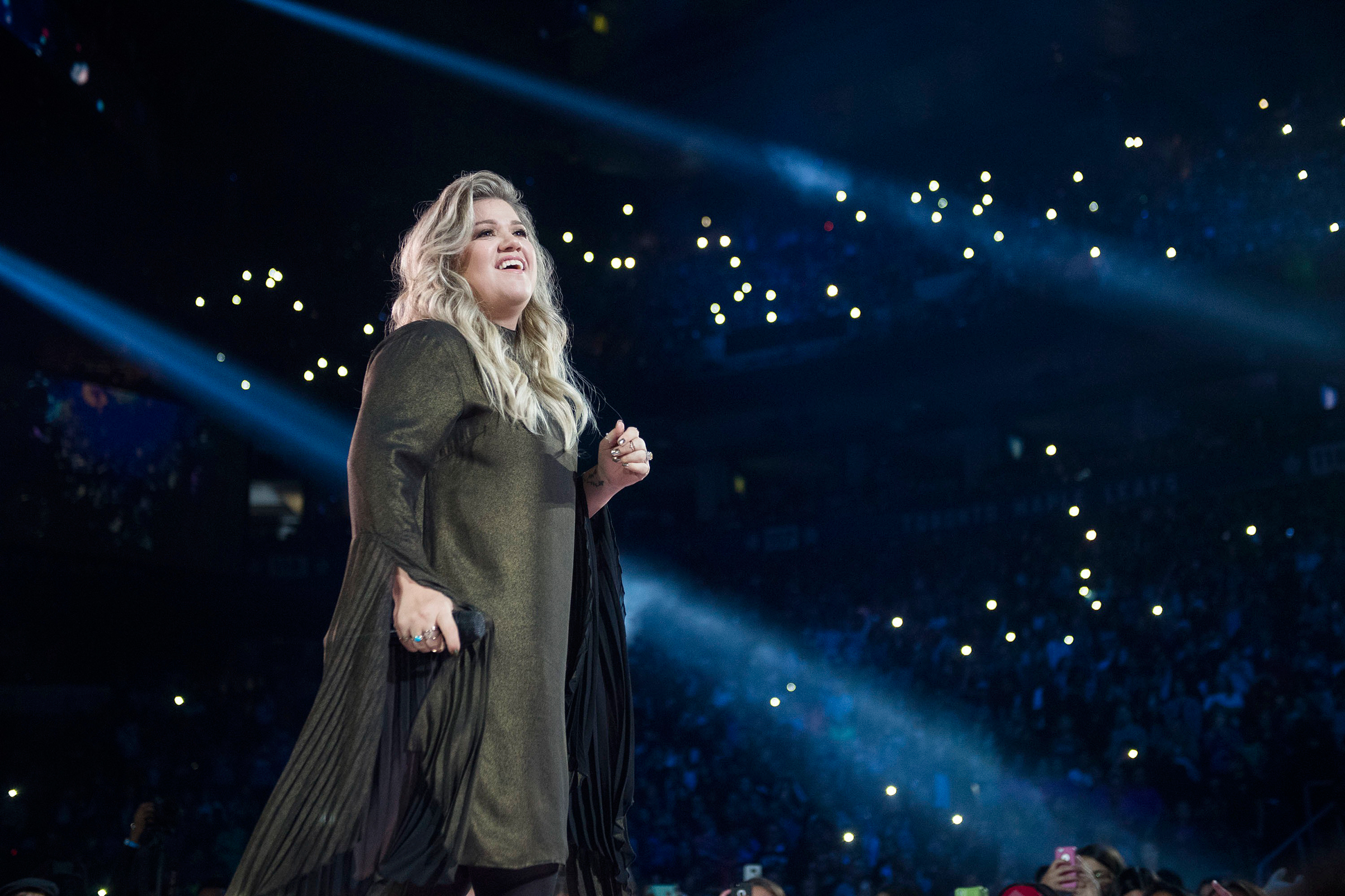 Clarkson’s career has taken turns, but her voice is as strong as ever