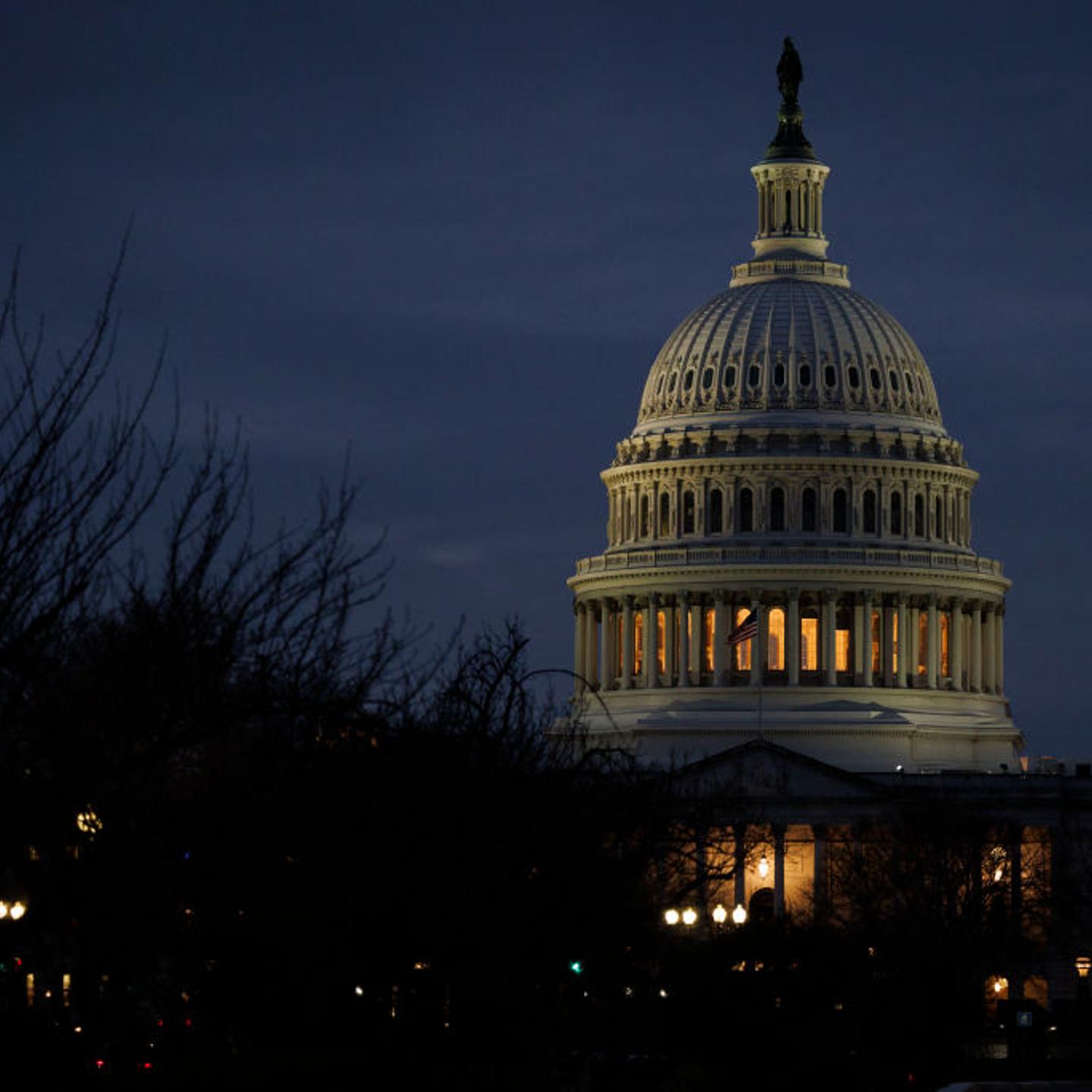 US-POLITICS-CONGRESS-ECONOMY-VOTE