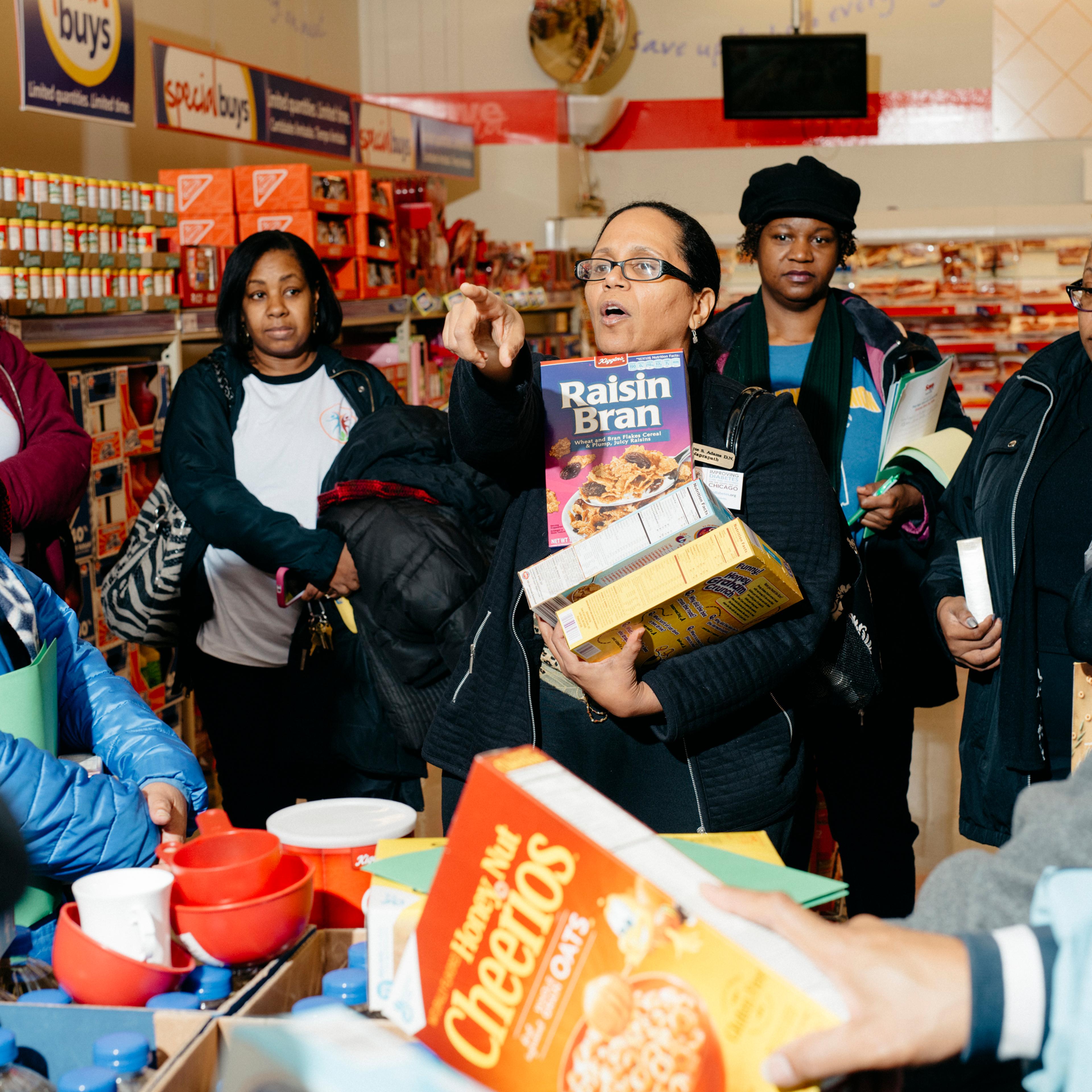 The South Side Diabetes Project teaches shoppers how to count carbohydrates