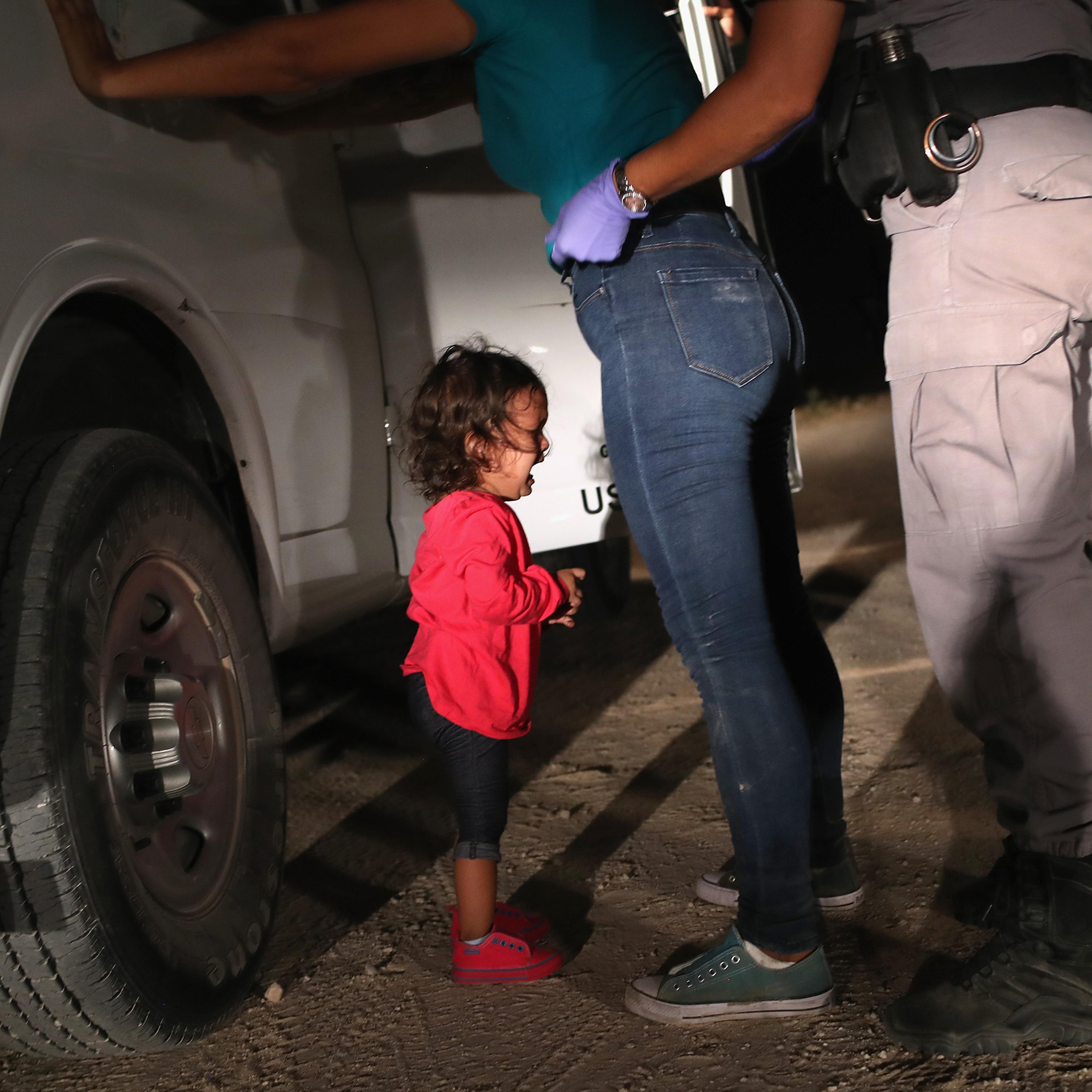 undocumented-immigrants-border-families-fundraiser