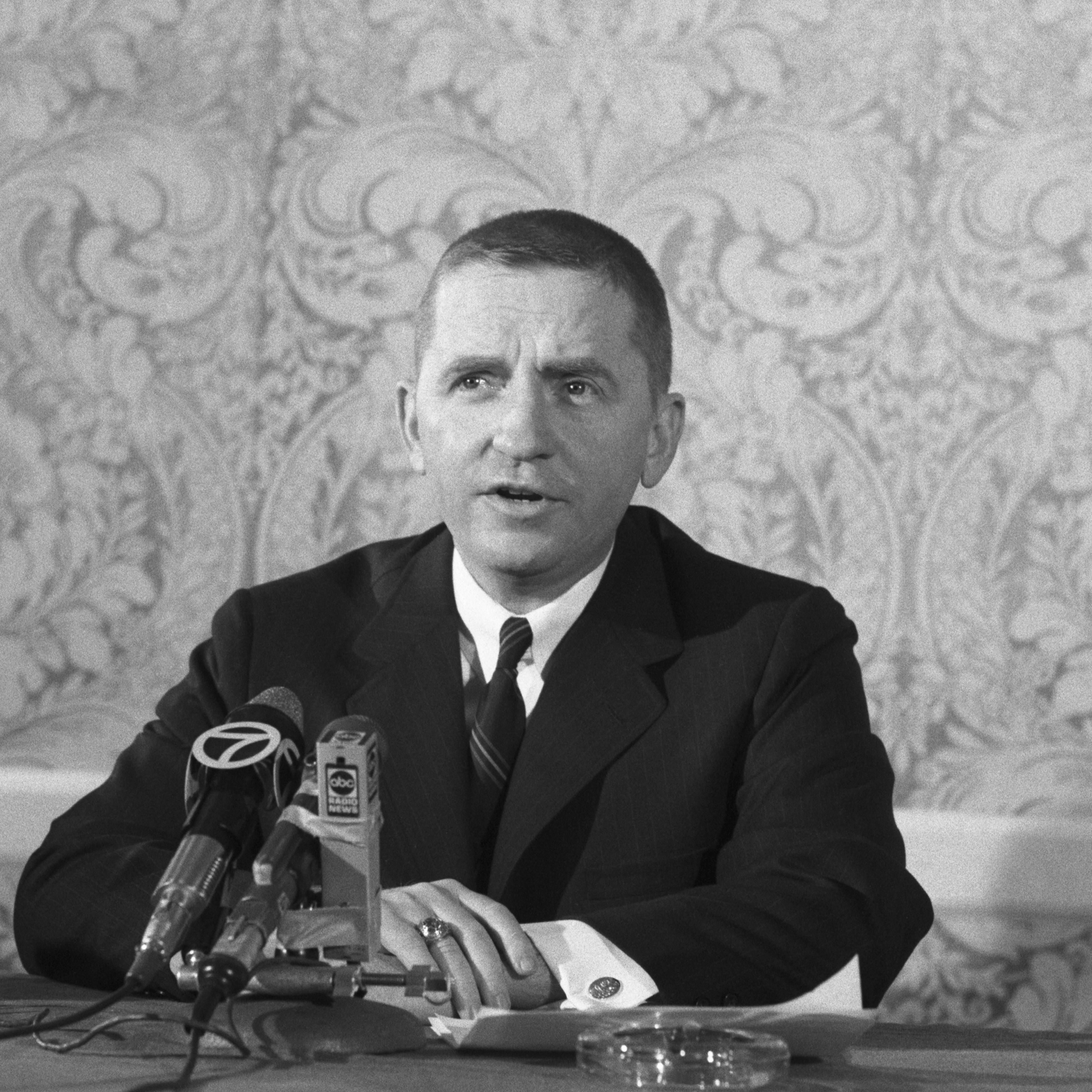 Ross Perot At Press Conference