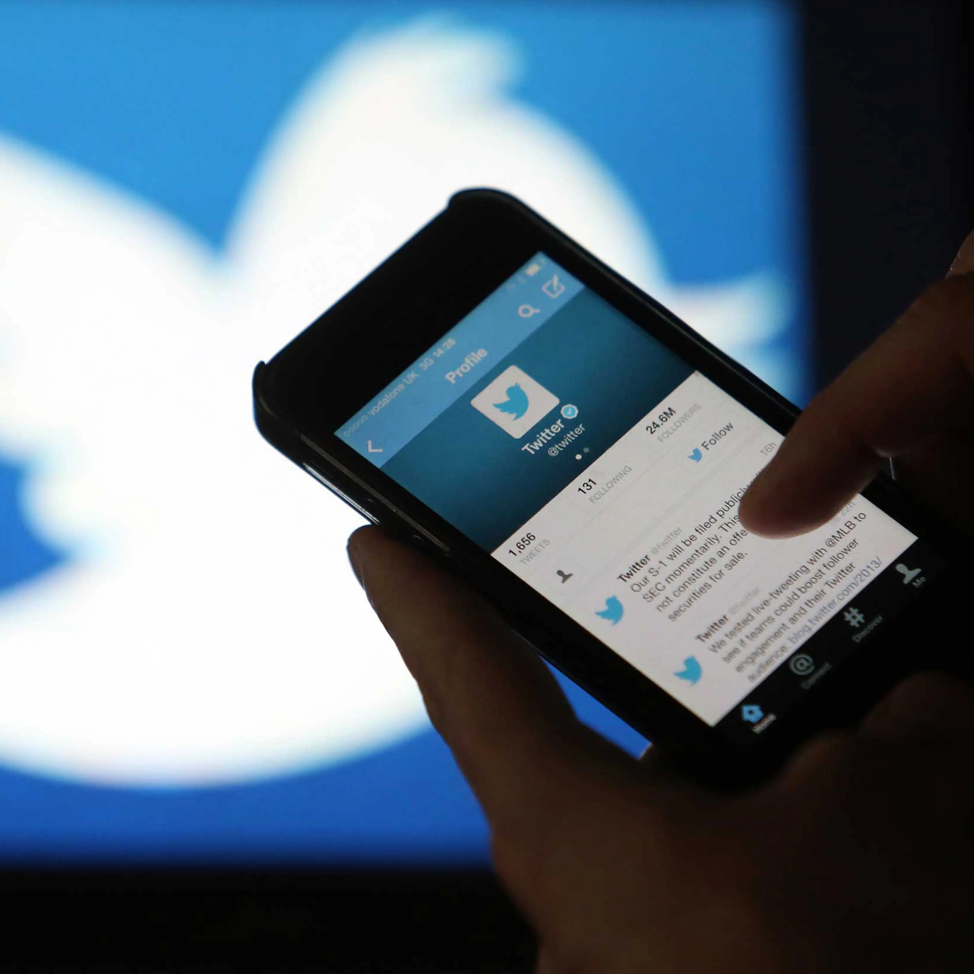Twitter's IPO Filing Implies $12.8 Billion Value Amid Growth
