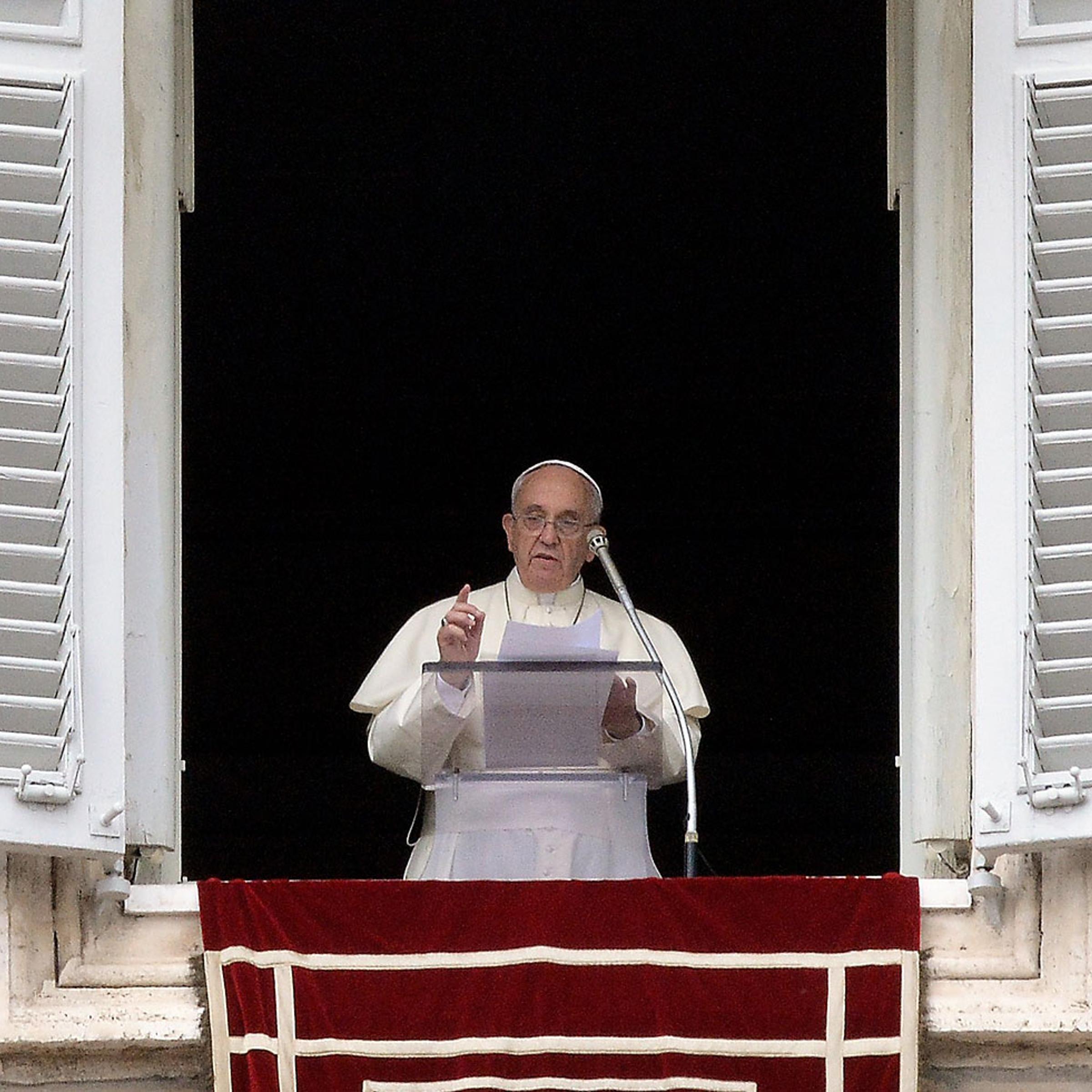 VATICAN-POPE-ANGELUS