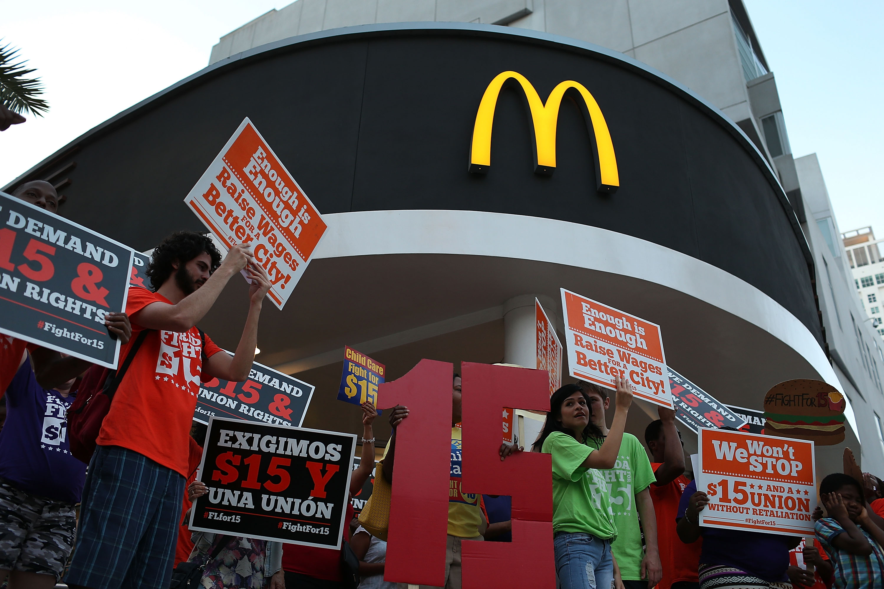 Protestors Rally Across US On National Day Of Action For $15 Minimum Wage