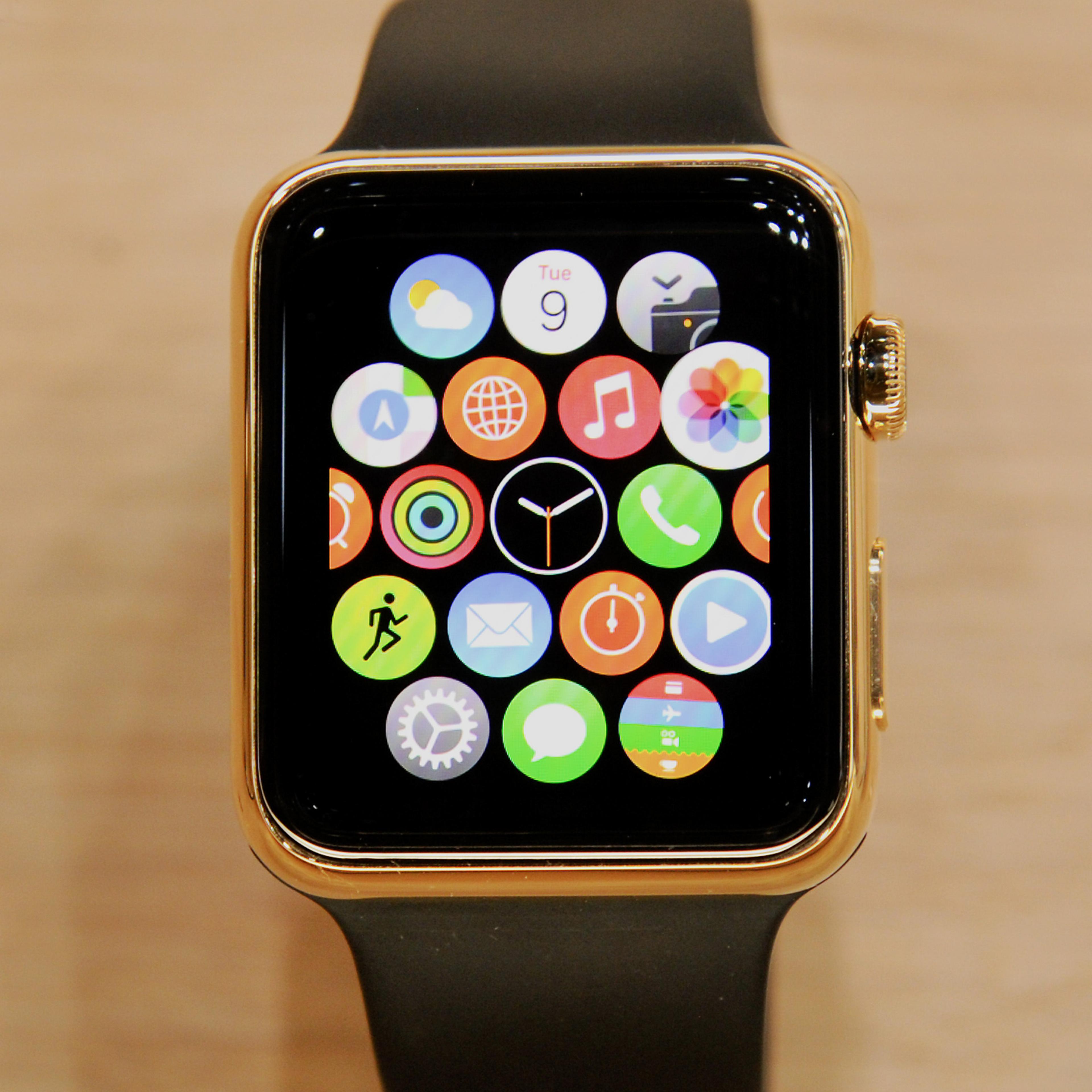 Apple Inc. Reveals Bigger-Screen iPhones Alongside Wearables