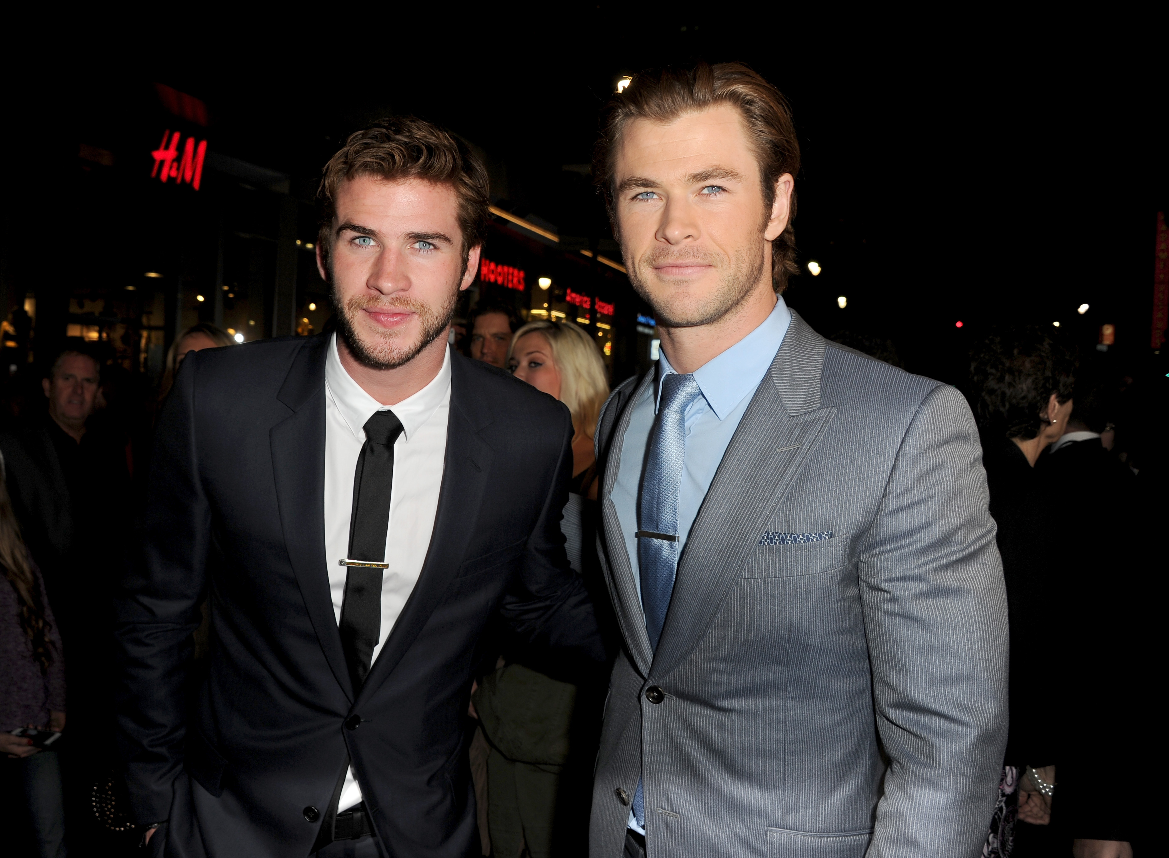 Premiere Of Marvel's "Thor: The Dark World" - Red Carpet
