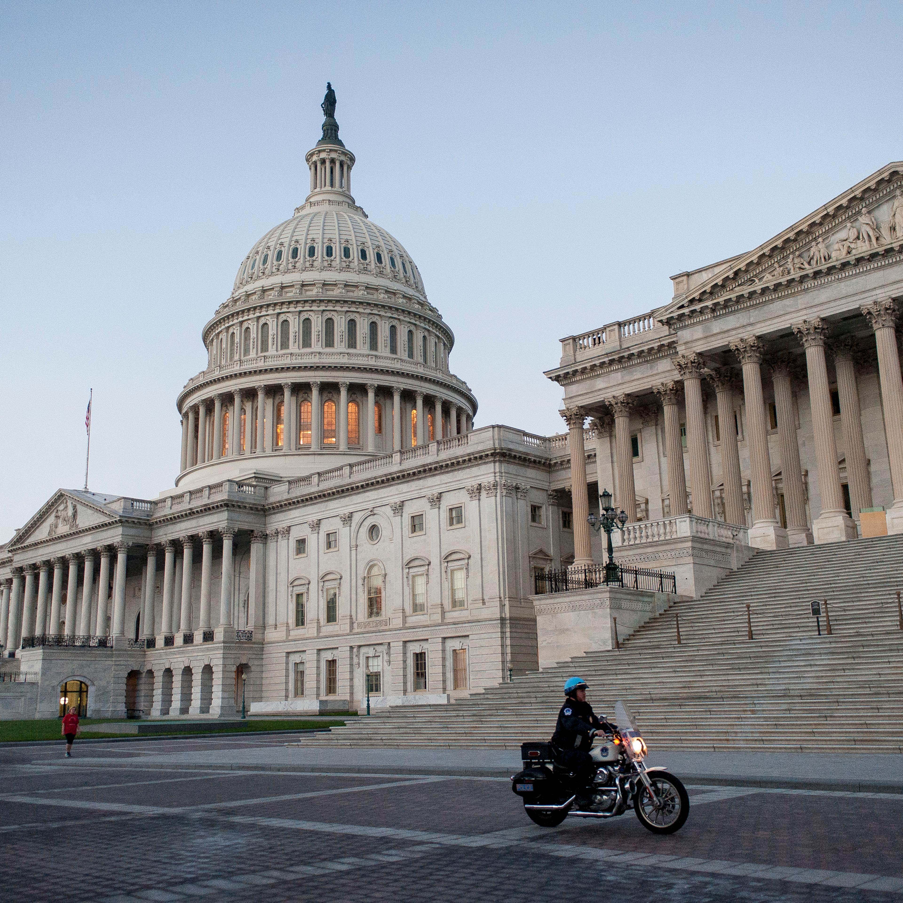 Senate Deal on U.S. Debt Limit Emerging as Time Runs Short