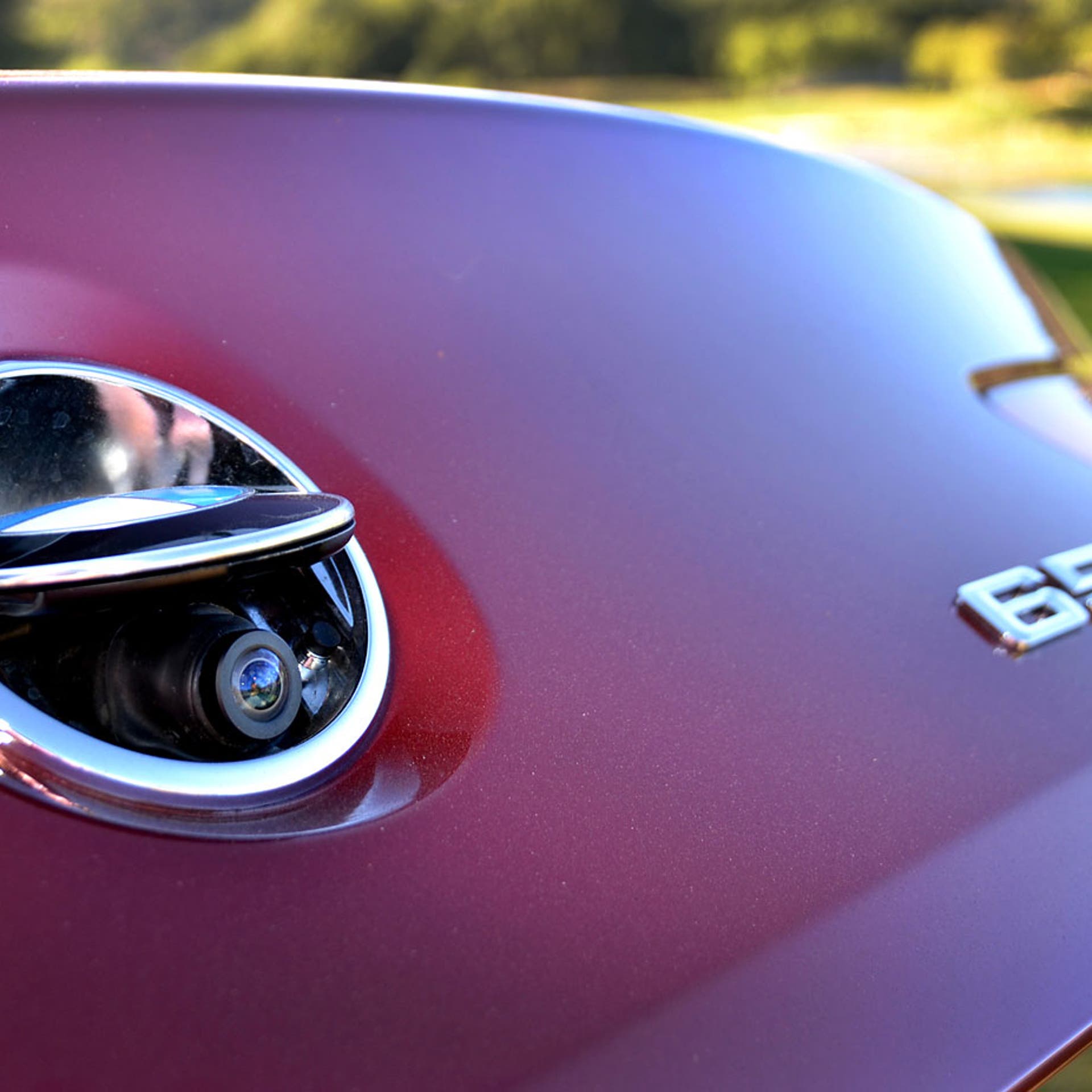 The rear-view camera on the trunklid of the 2012 BMW 650i Coupe.