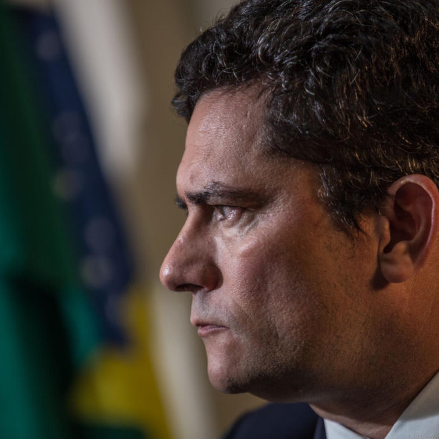 Minister of Justice Sergio Moro Threatens to Resign if Federal Police Chief is Fired