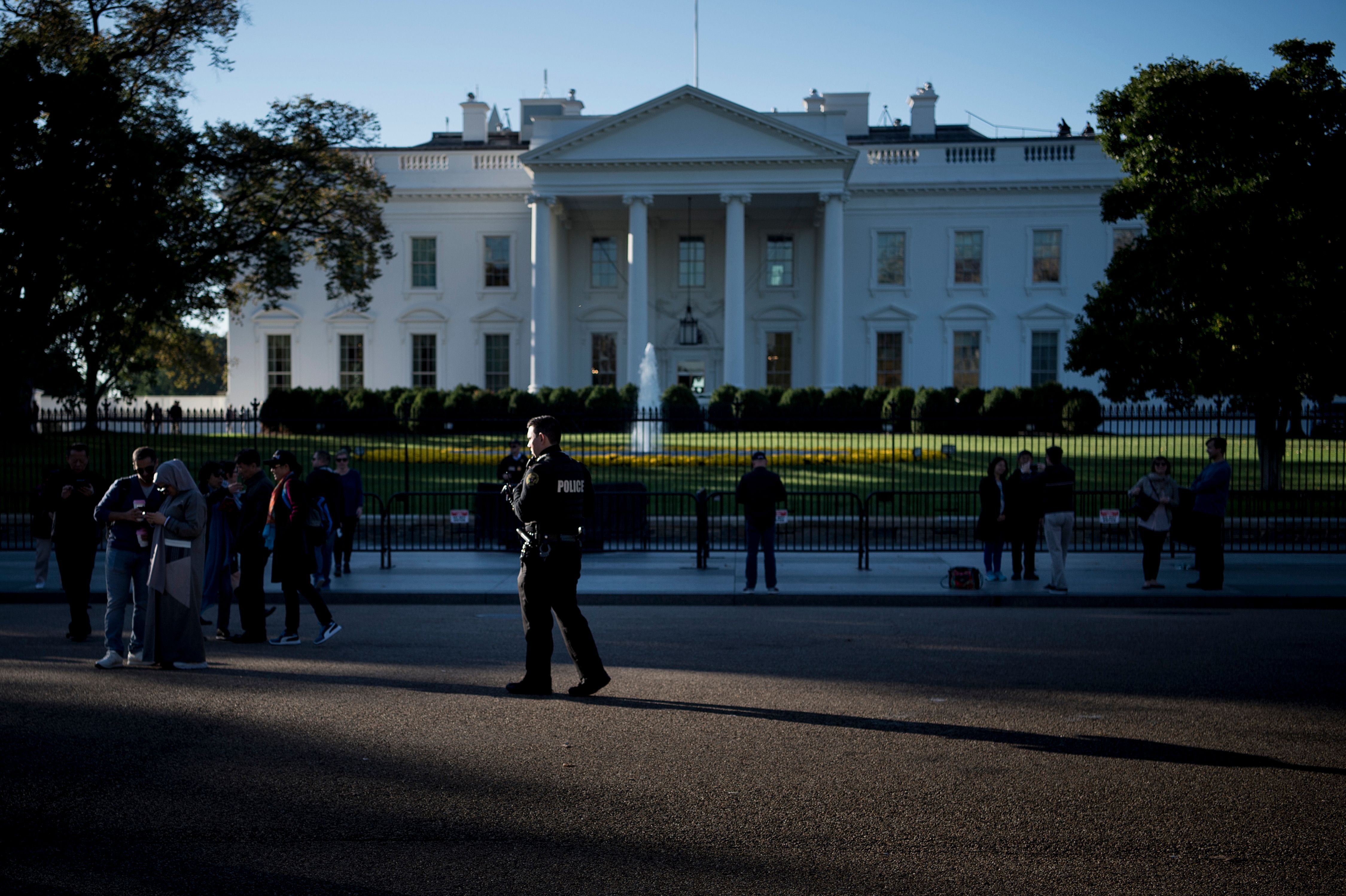 US-POLITICS-WHITE HOUSE-SECURITY