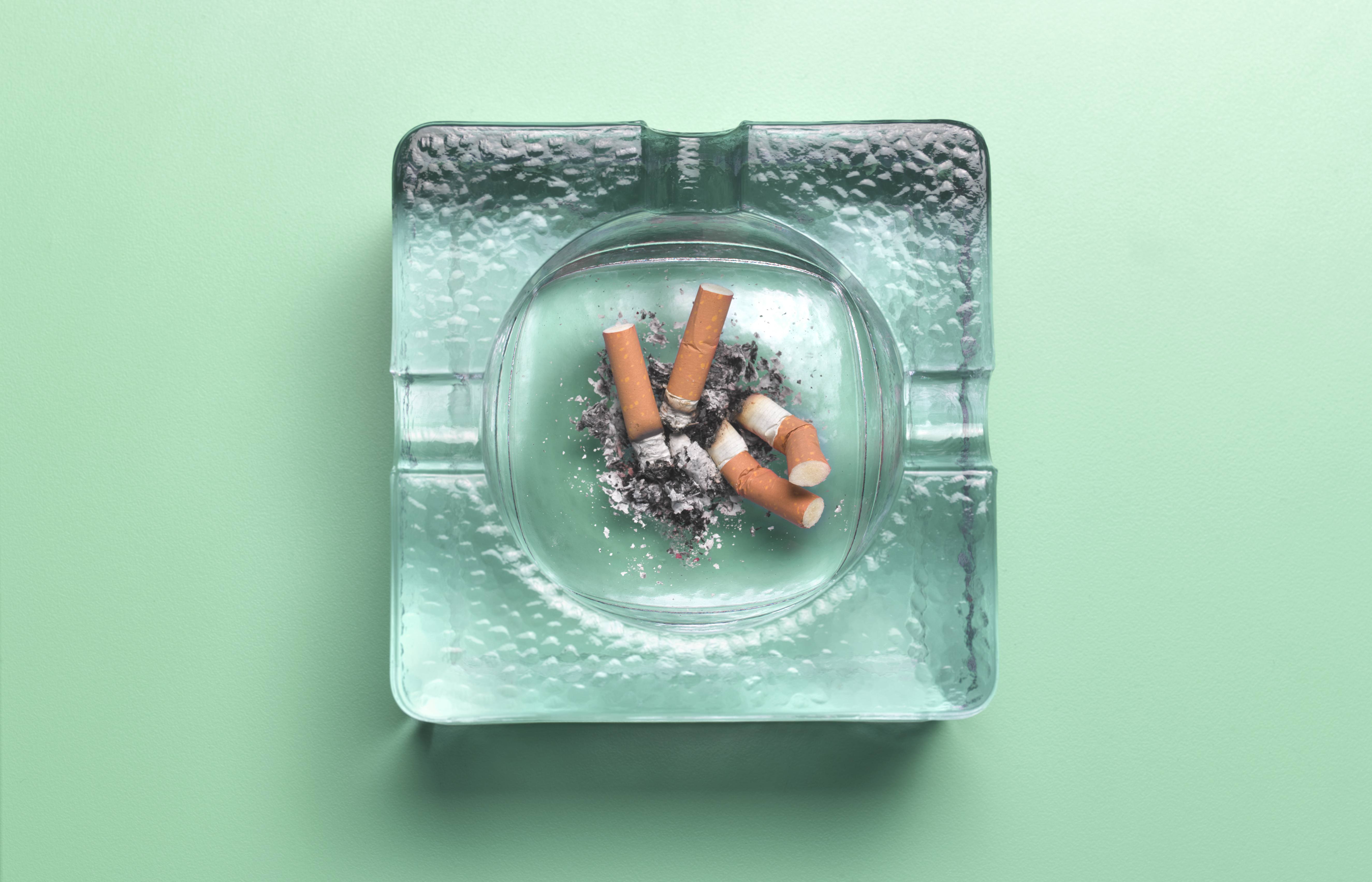 cigarettes-teen-smoking