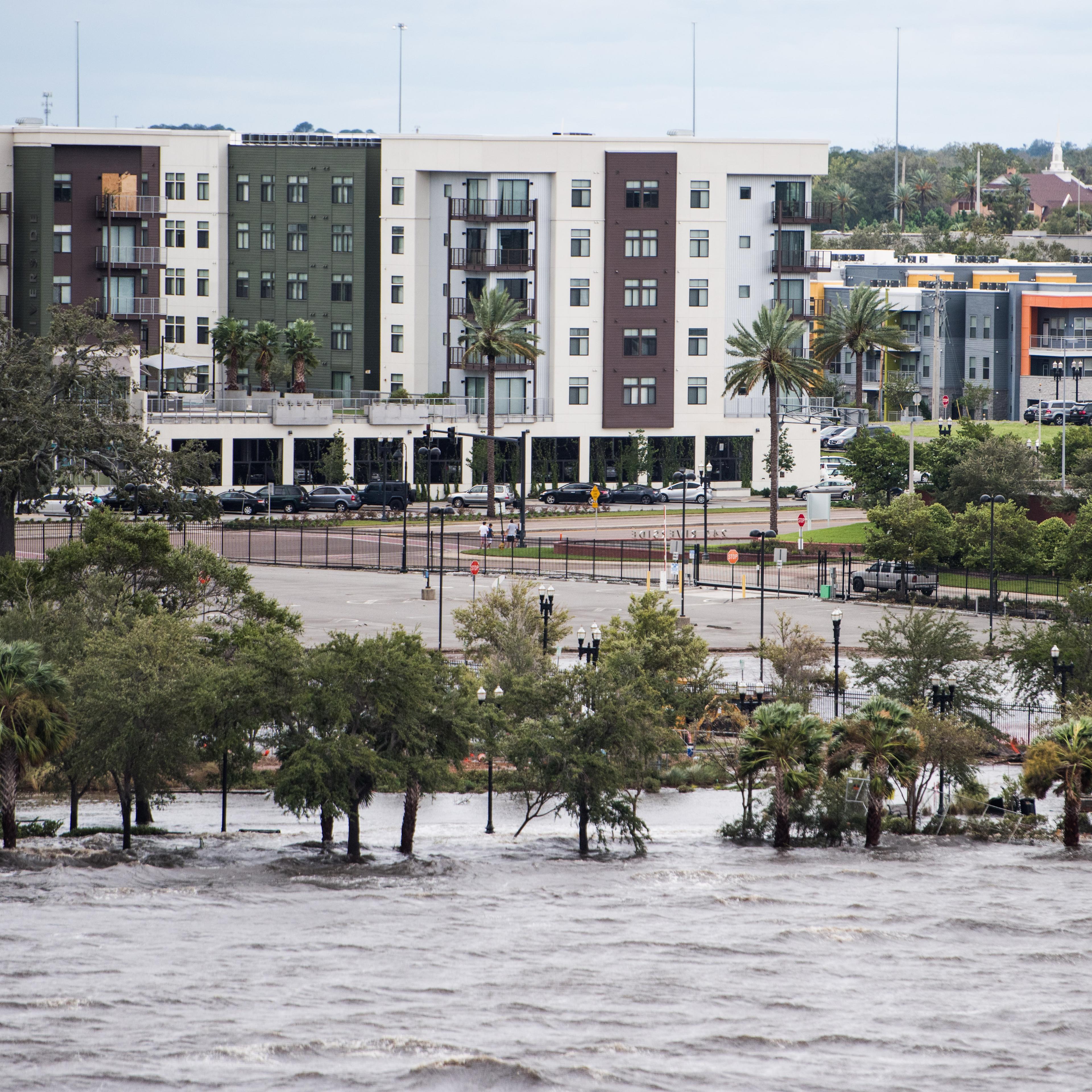 Powerful Hurricane Irma Slams Into Florida