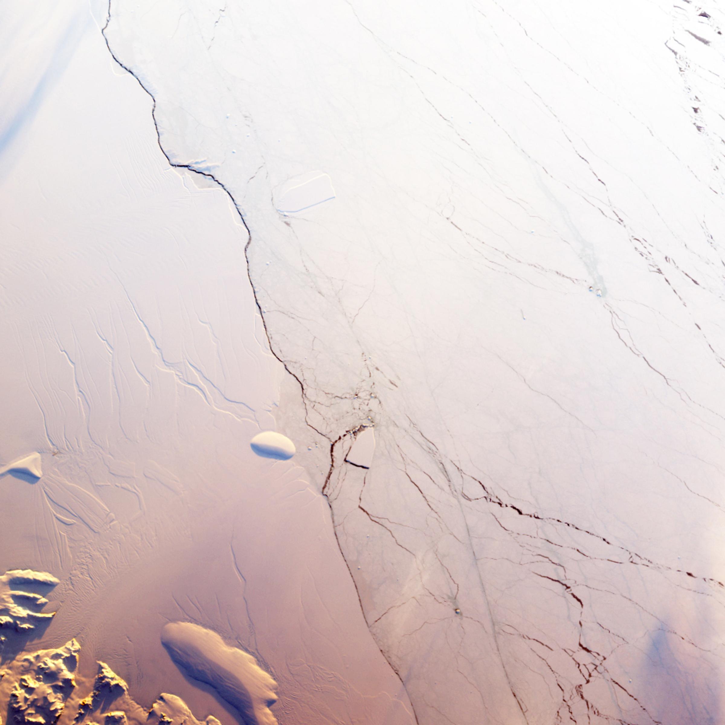 The rift is visible on the left in these images taken by the Multi-angle Imaging SpectroRadiometer (MISR) on NASA’s Terra satellite on Aug. 22, 2016, The ice shelf comprises the left half of the image, and thinner sea ice appears on the right.