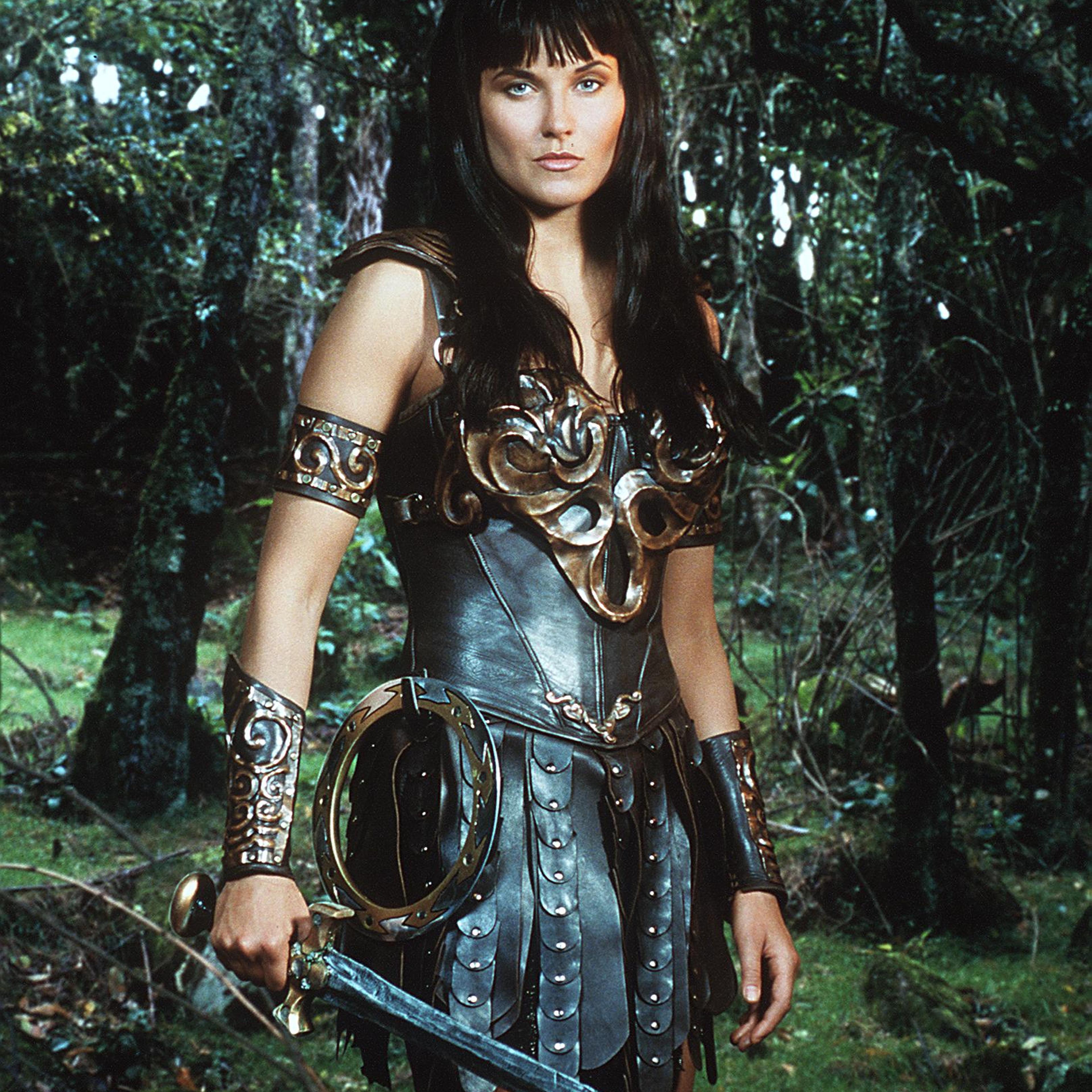 Lucy Lawless Stars In Xena: Warrior Princess Photo Universal International Television