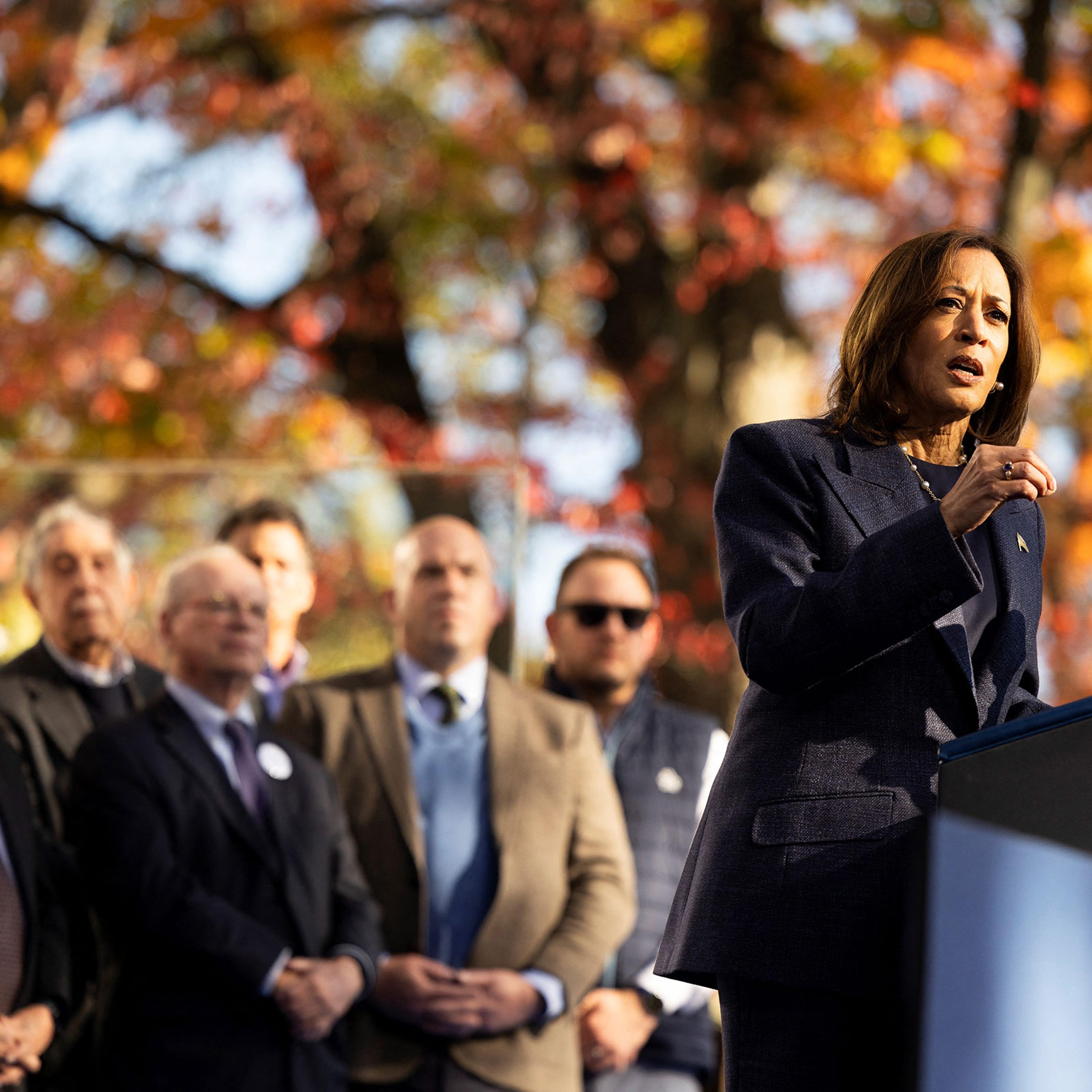 US-VOTE-POLITICS-HARRIS