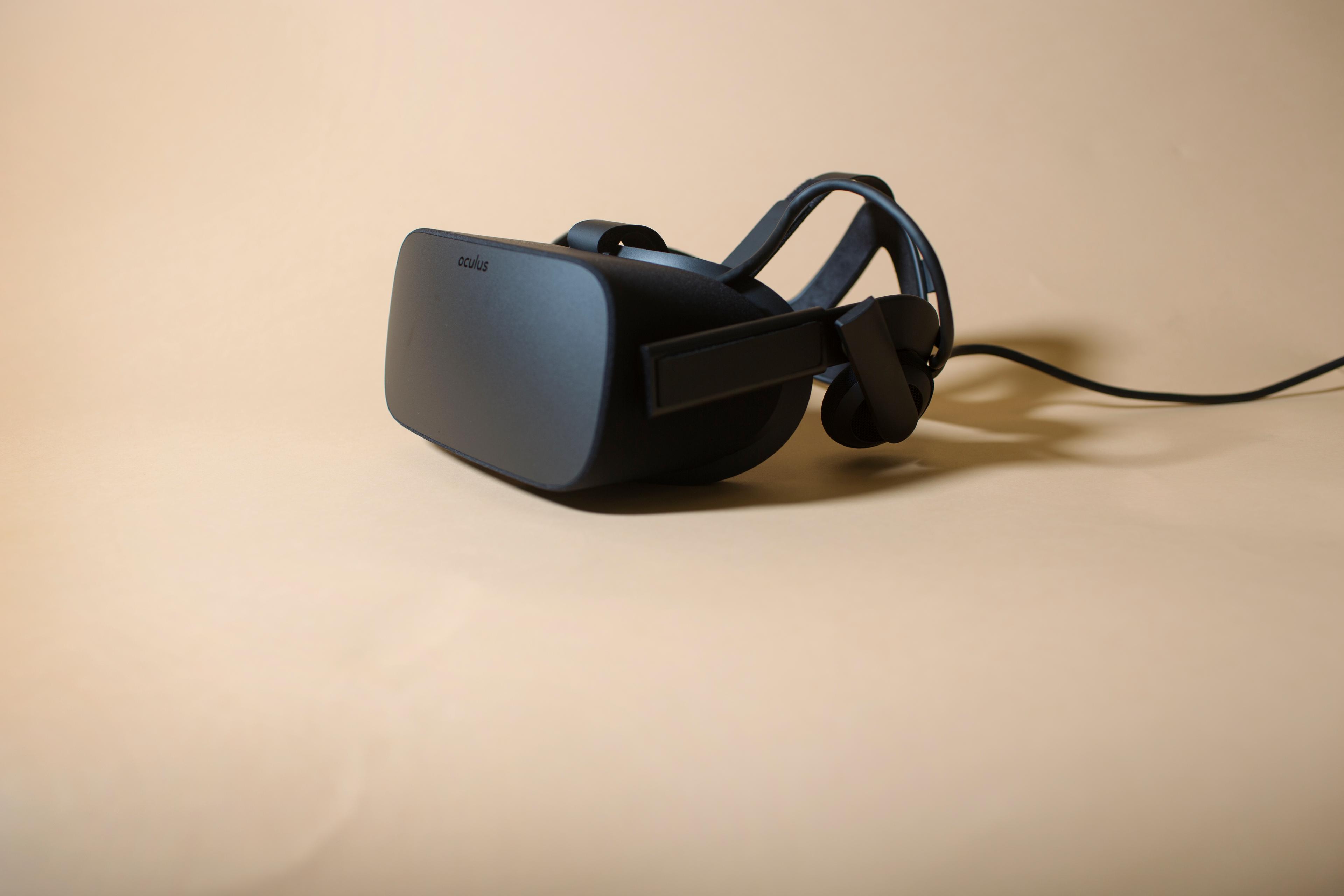 Openvr Vs Oculus Rift Virtual Reality Showdown: PlayStation VR vs. Oculus vs. Vive