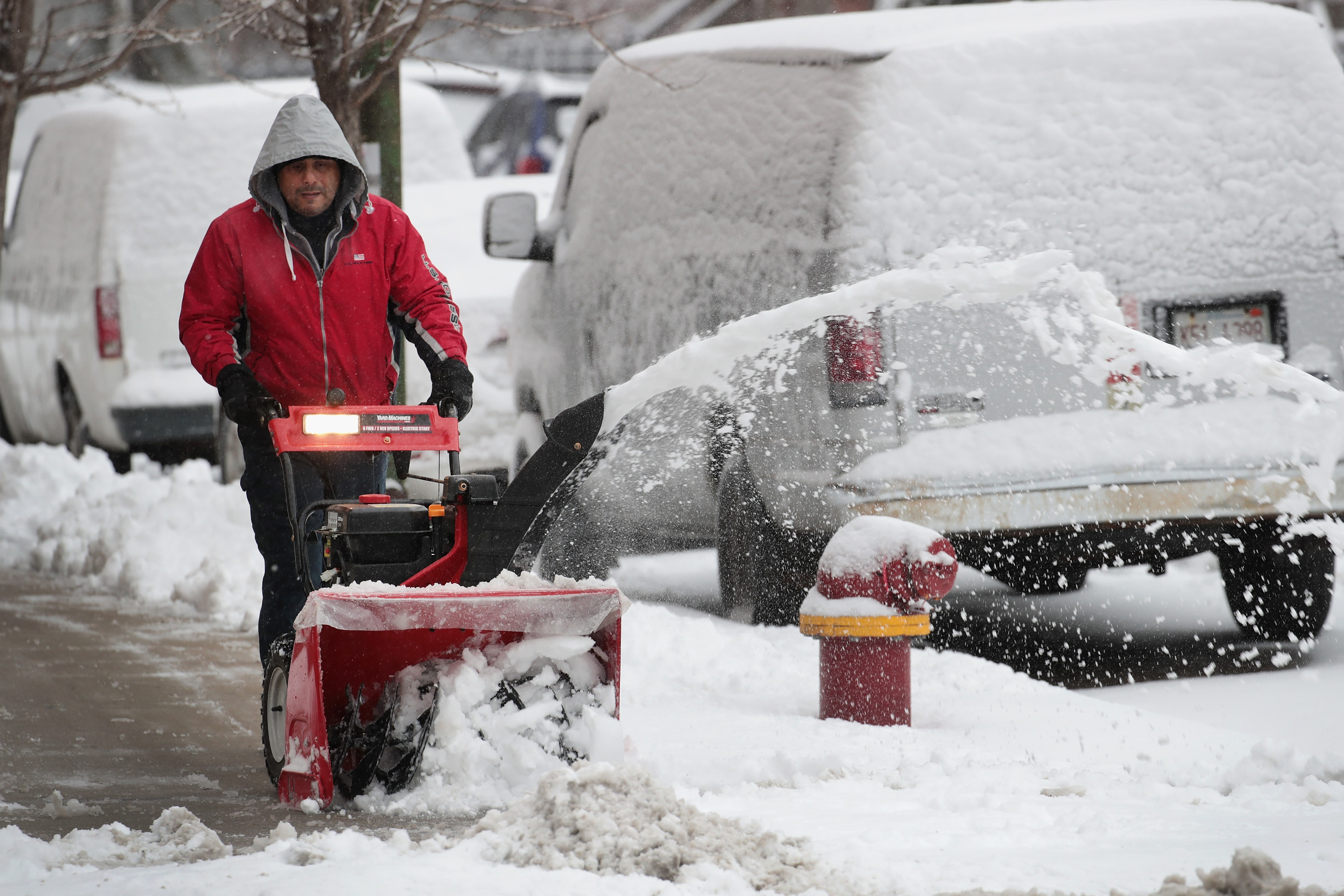 Early Winter Snowstorm Hammers Chicago Area